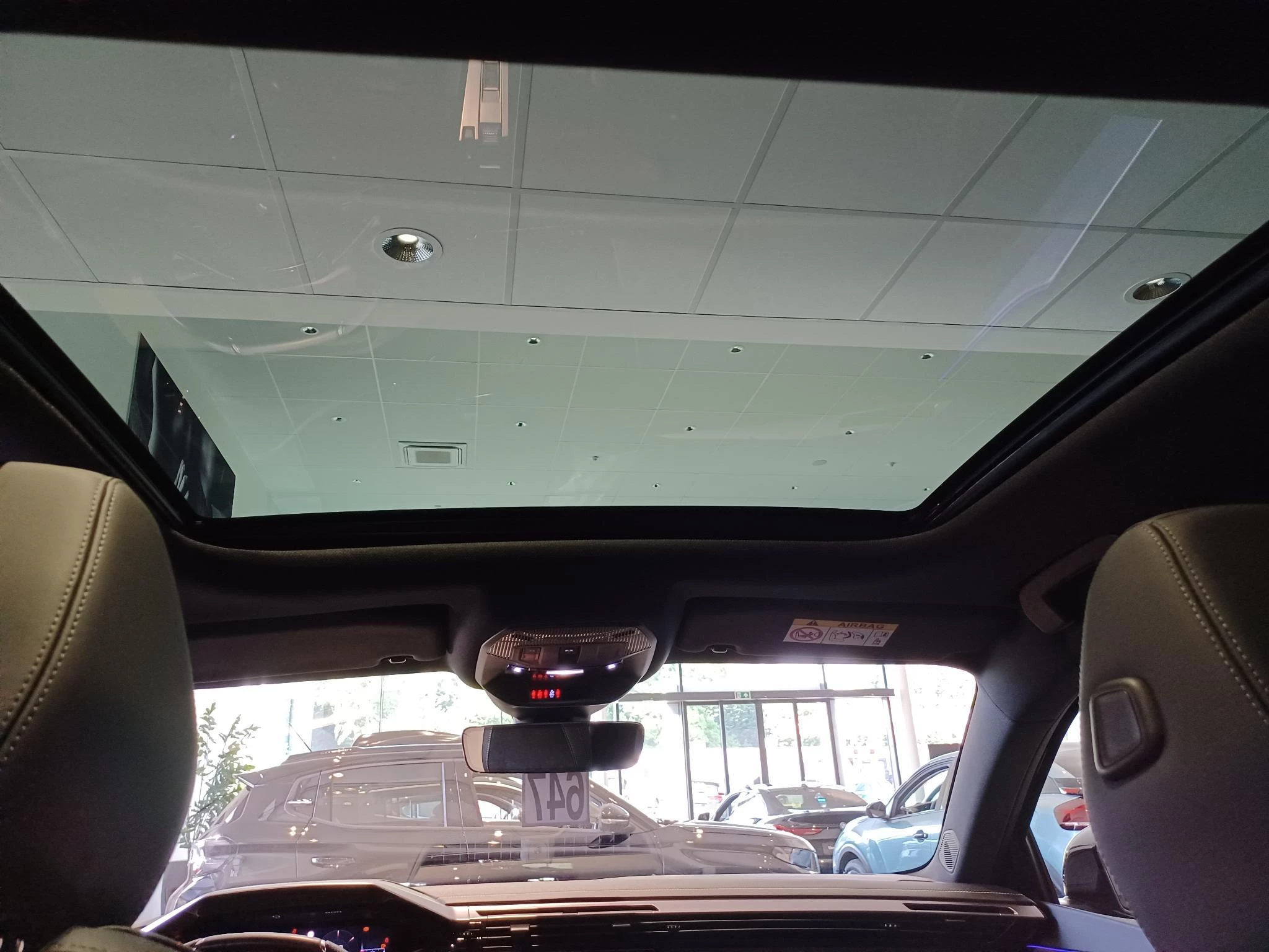 Peugeot-408-image-14