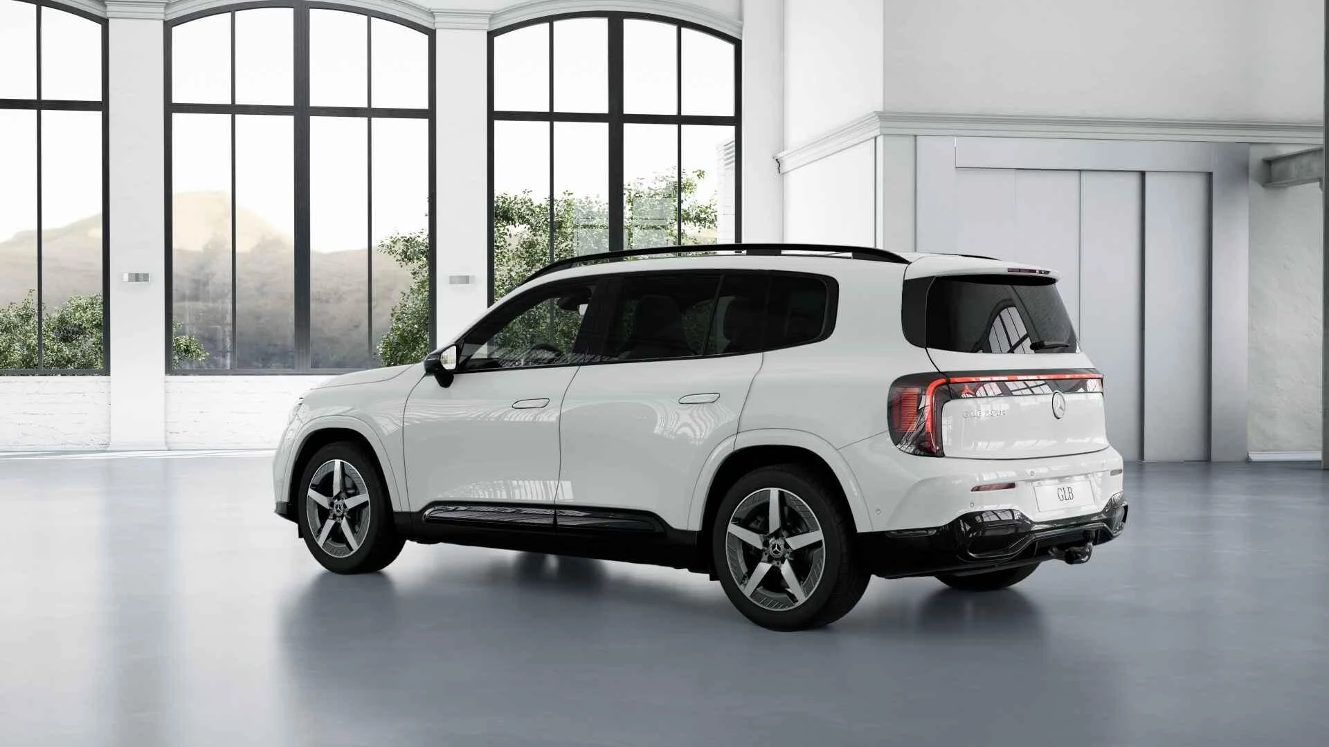 Mercedes-Benz-GLB-image-2