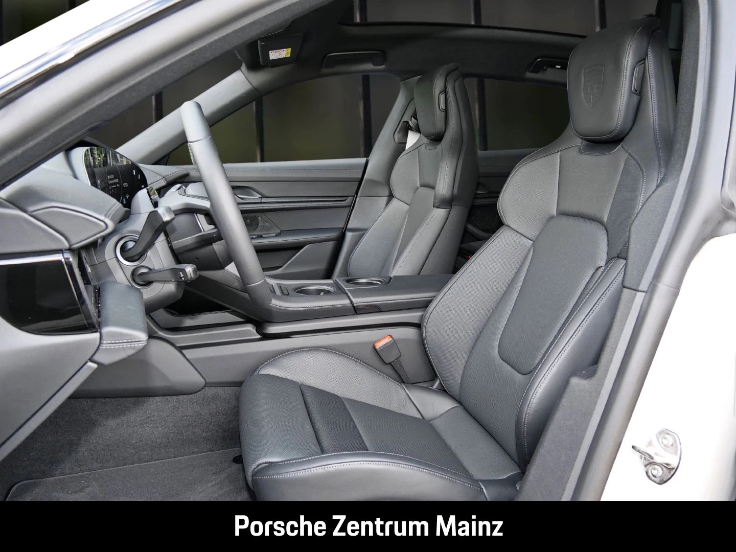 Porsche Taycan Sport Turismo Black Edition InnoDrive black edition