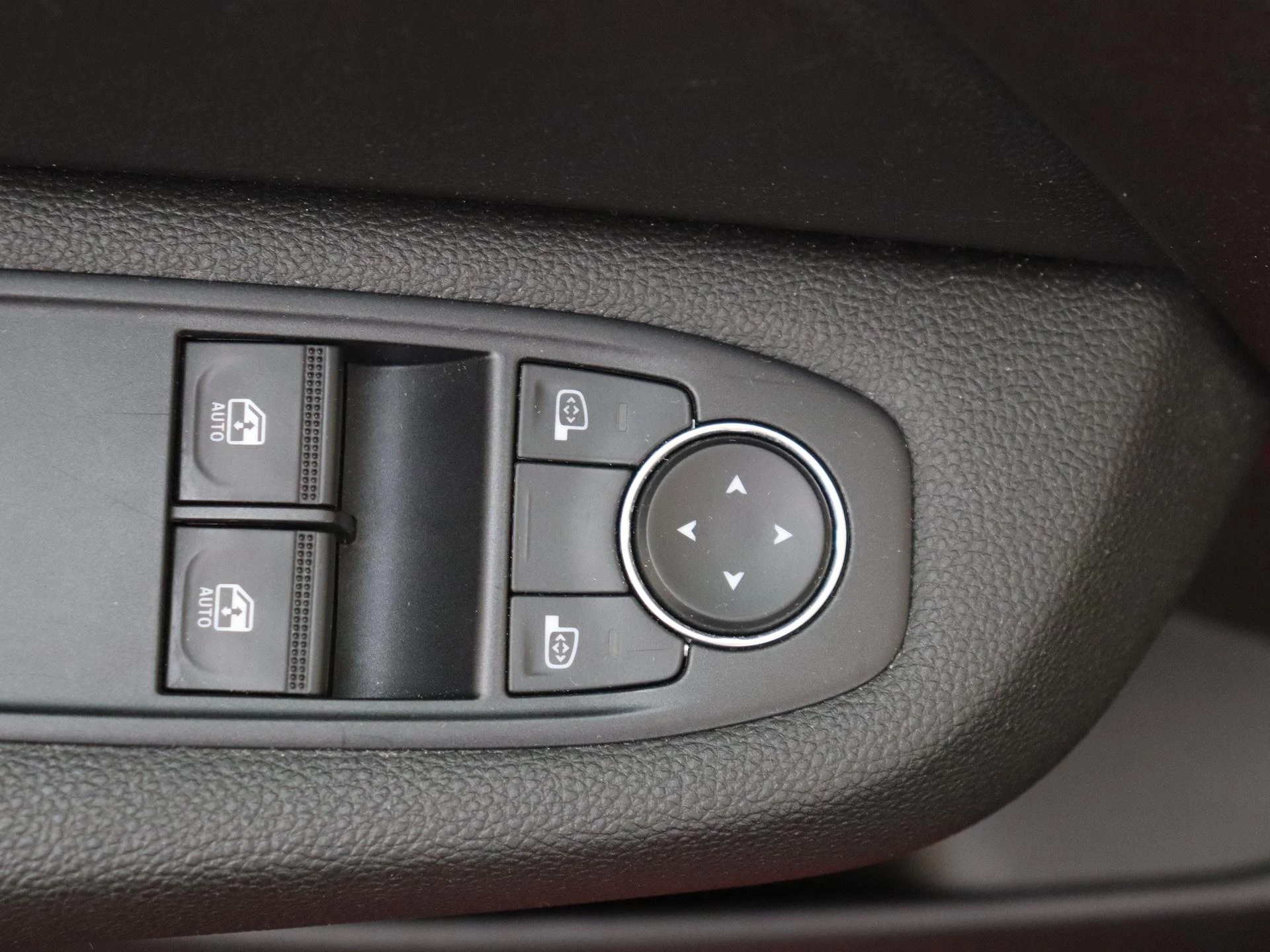 Renault-Clio-image-20