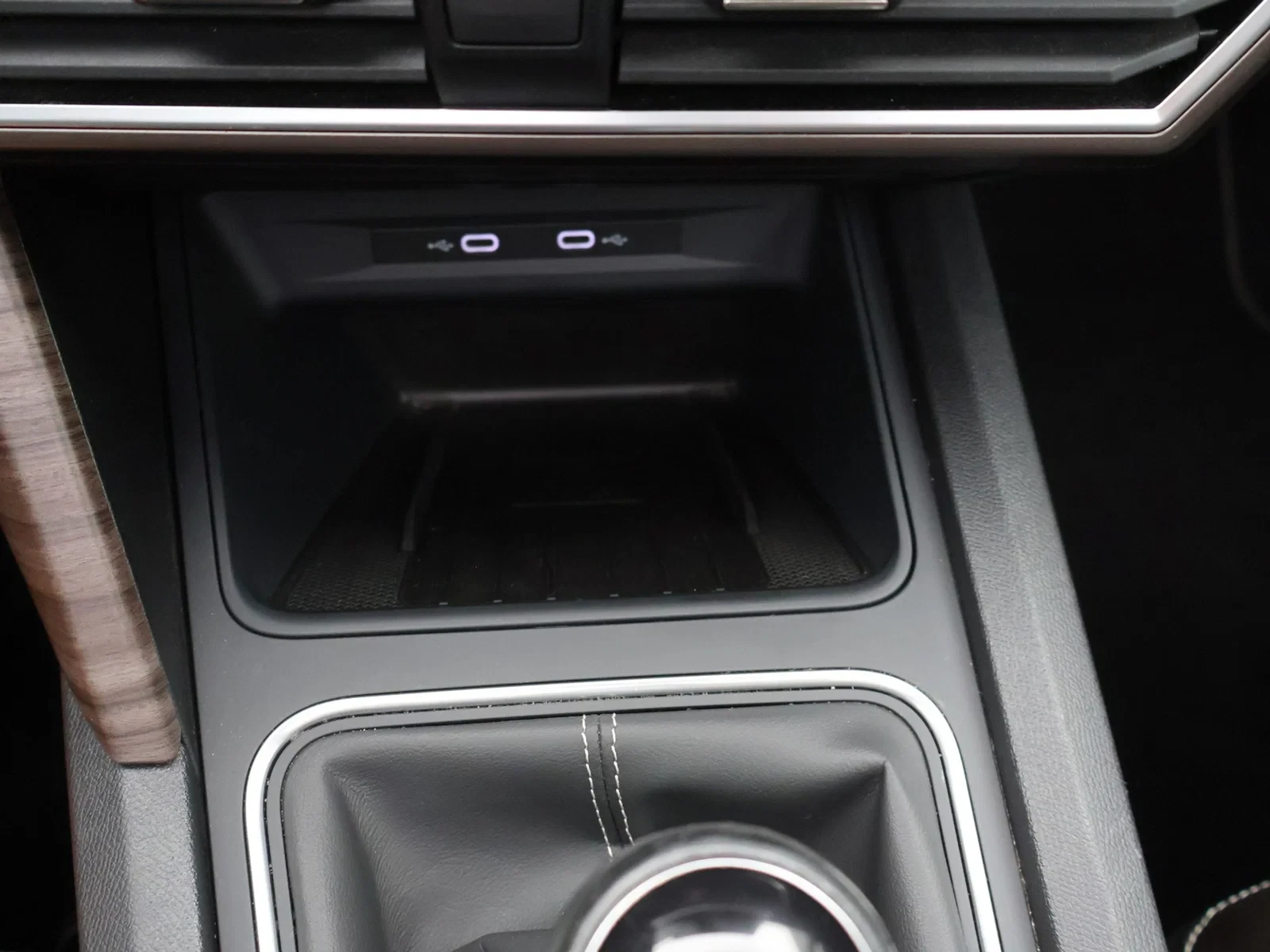 SEAT Leon ST Leon Break Xcellence 1.5TSI 150PK *PANODAK*TREKHAAK*CAMERA*PDC*ACC*NAVI*APP-CONNECT*...*