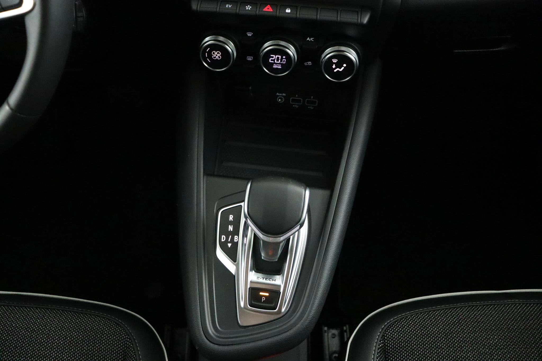 Renault-Captur-image-19
