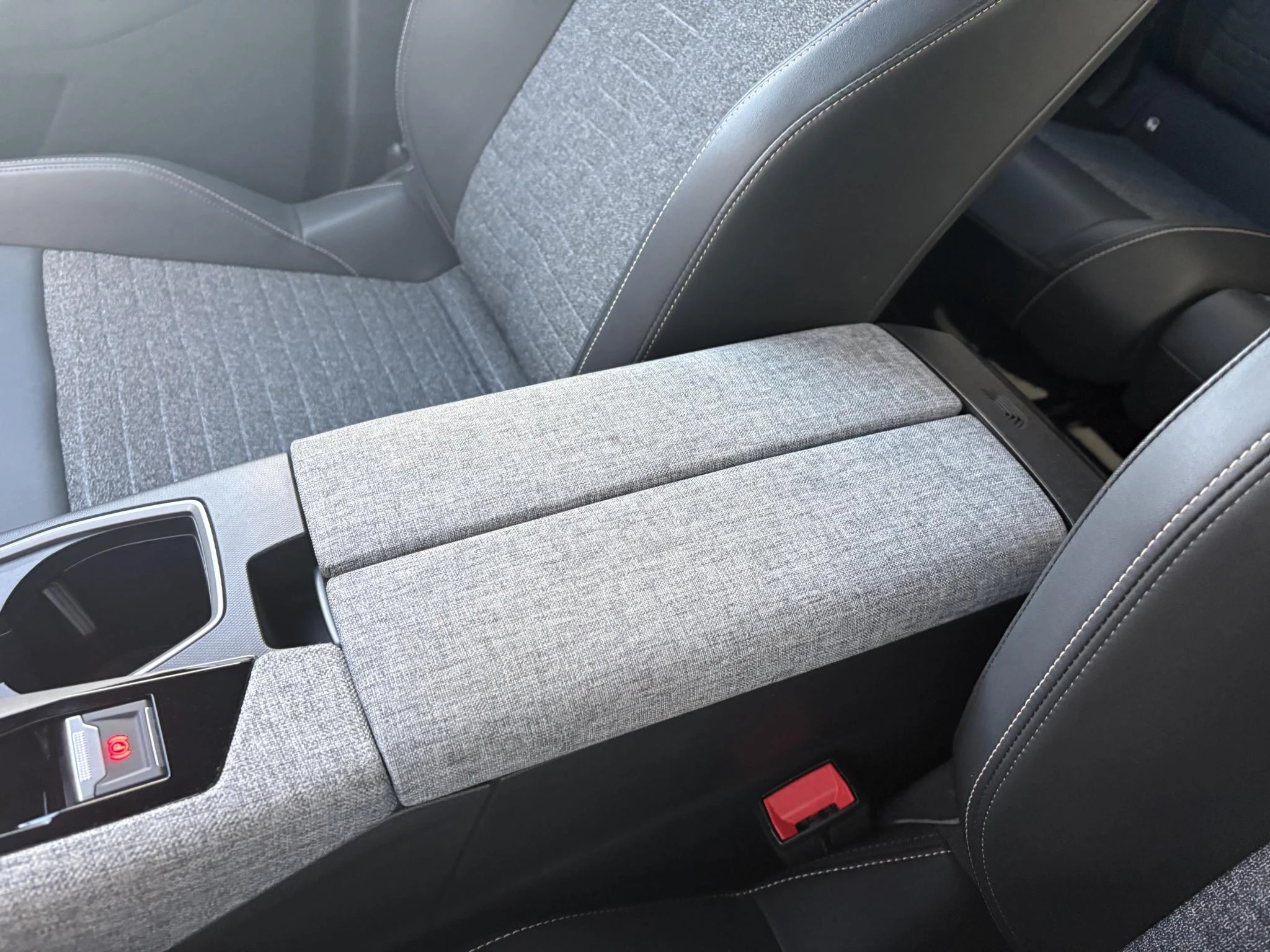 Peugeot-5008-image-25