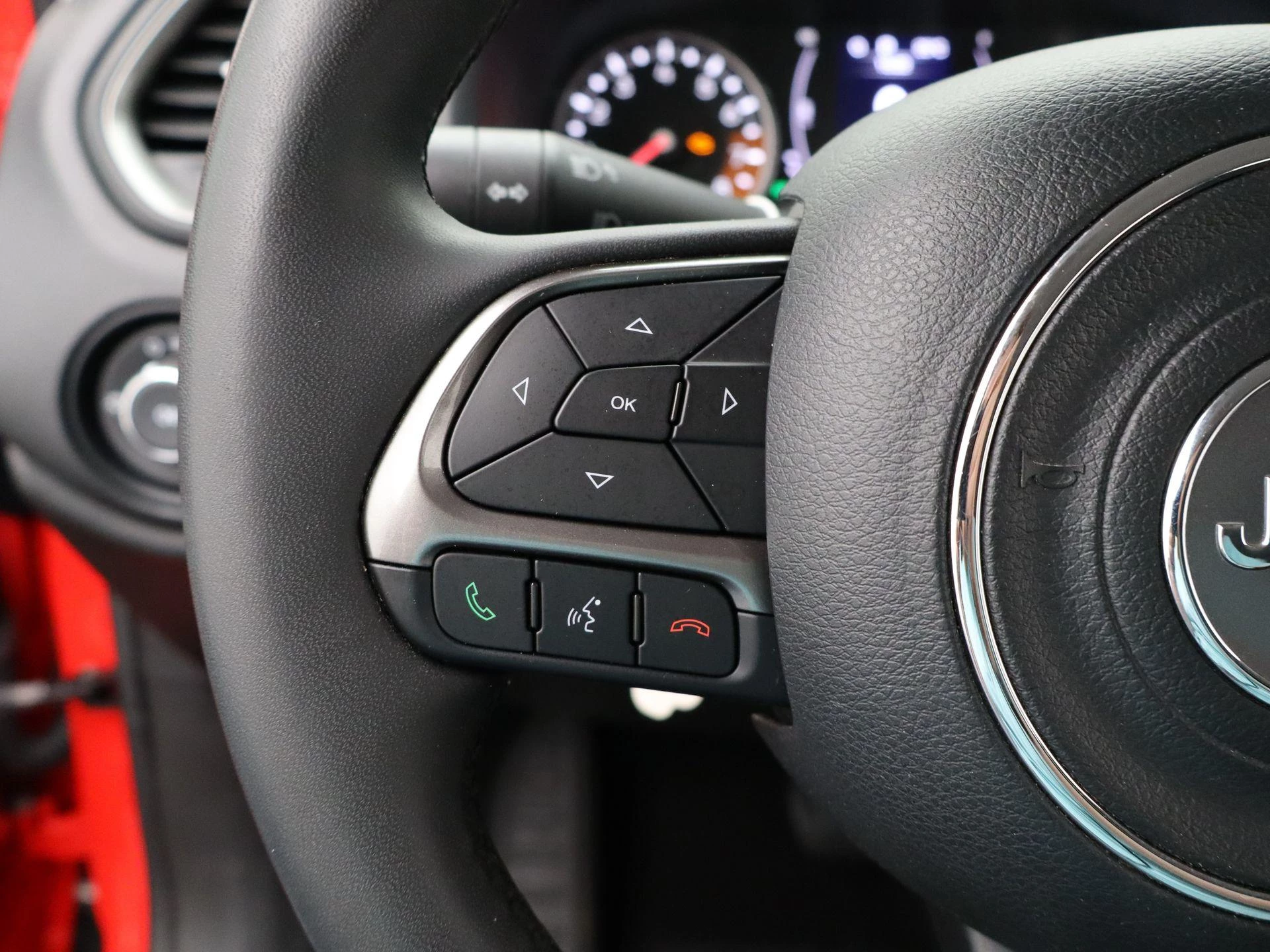Jeep-Renegade-image-17