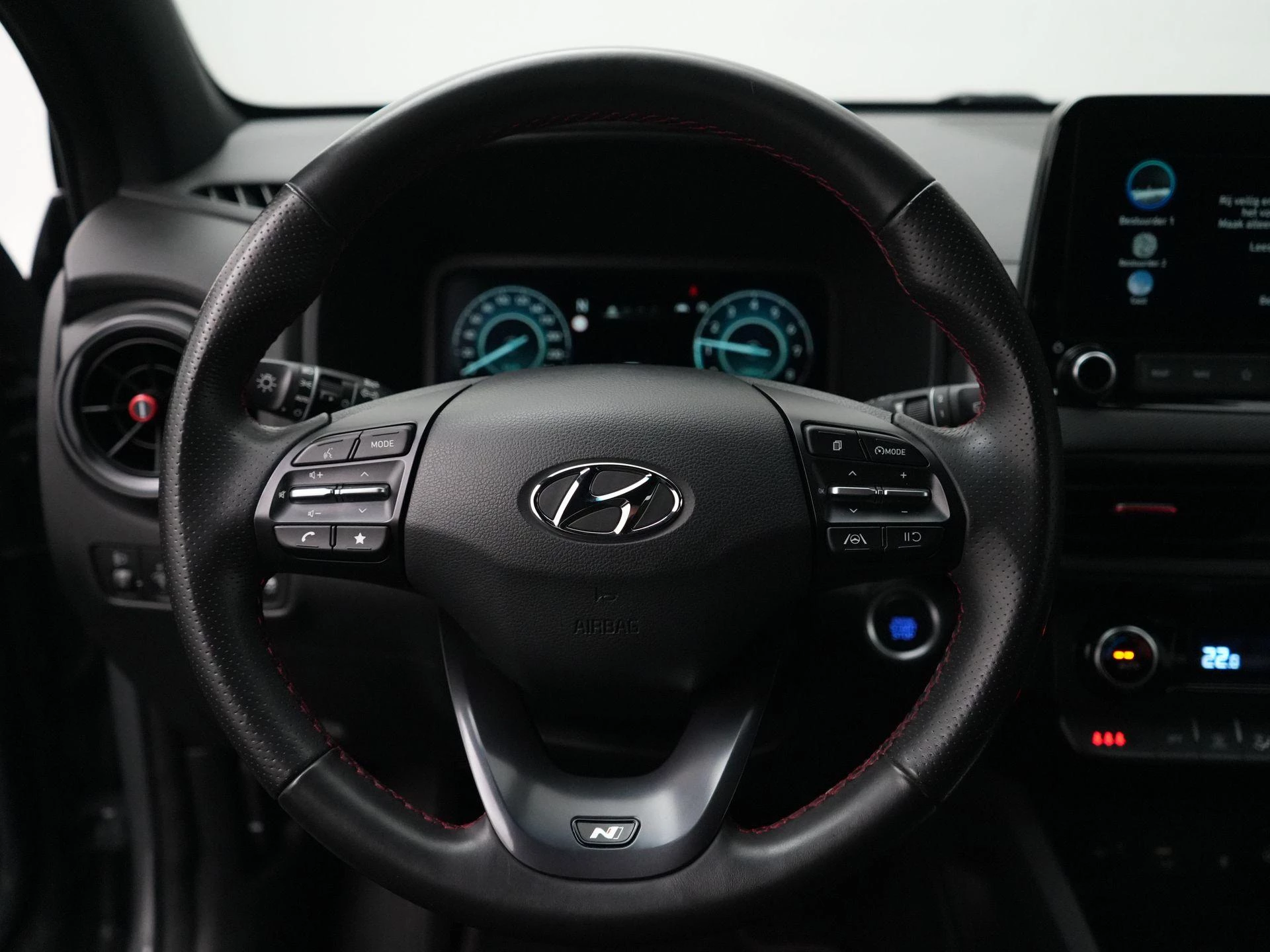 Hyundai-Kona-image-8