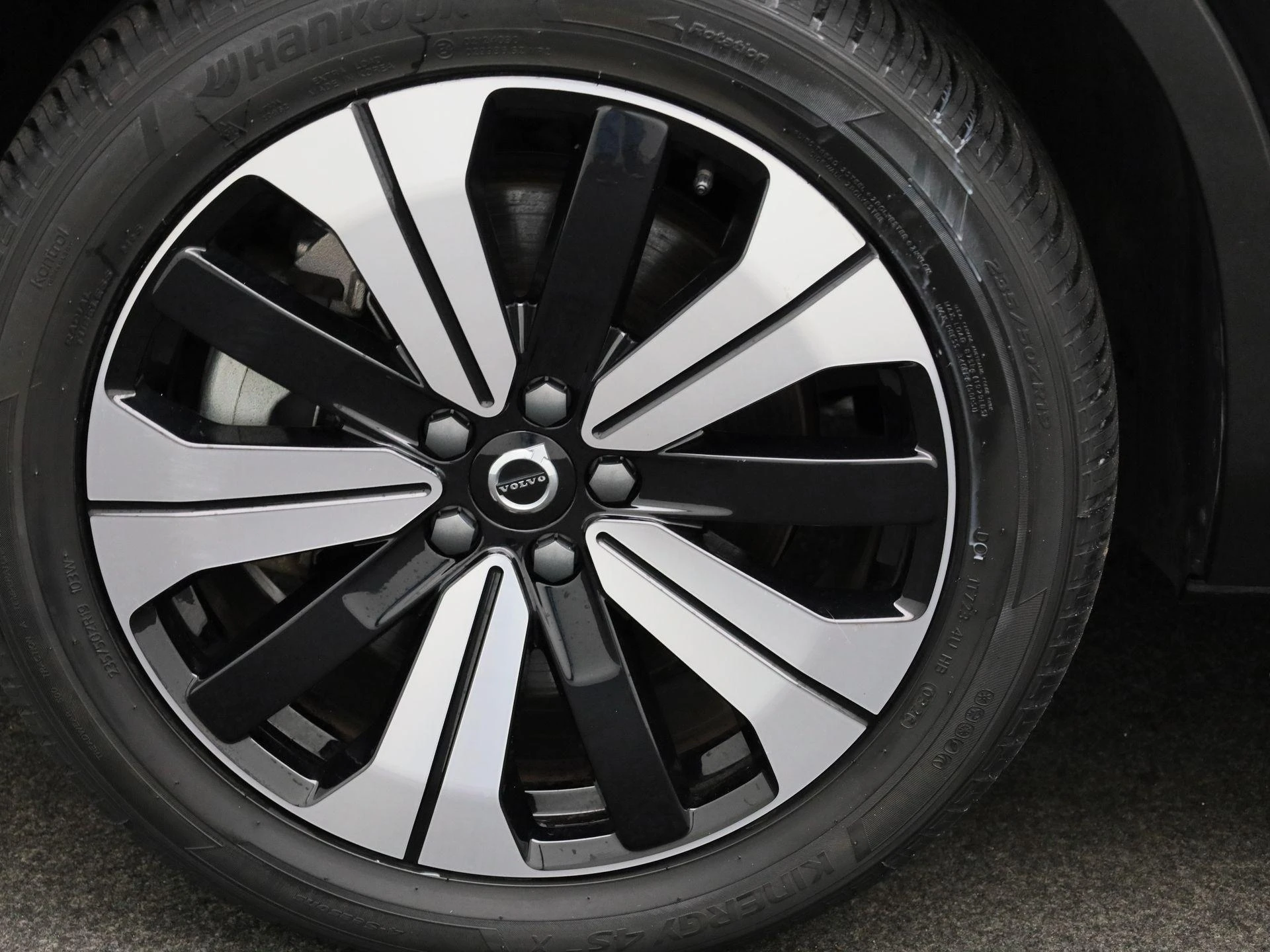 Volvo-XC40-image-13