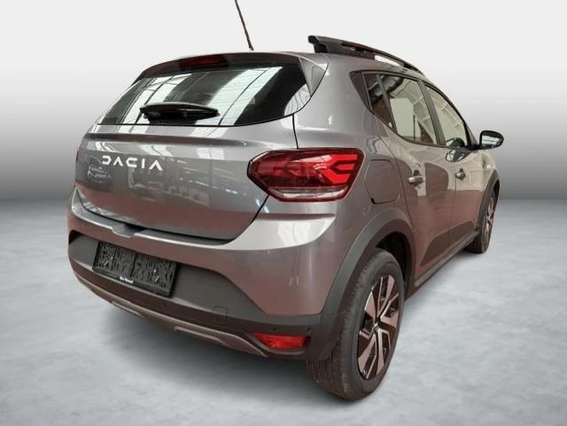 Dacia-Sandero Stepway-image-4