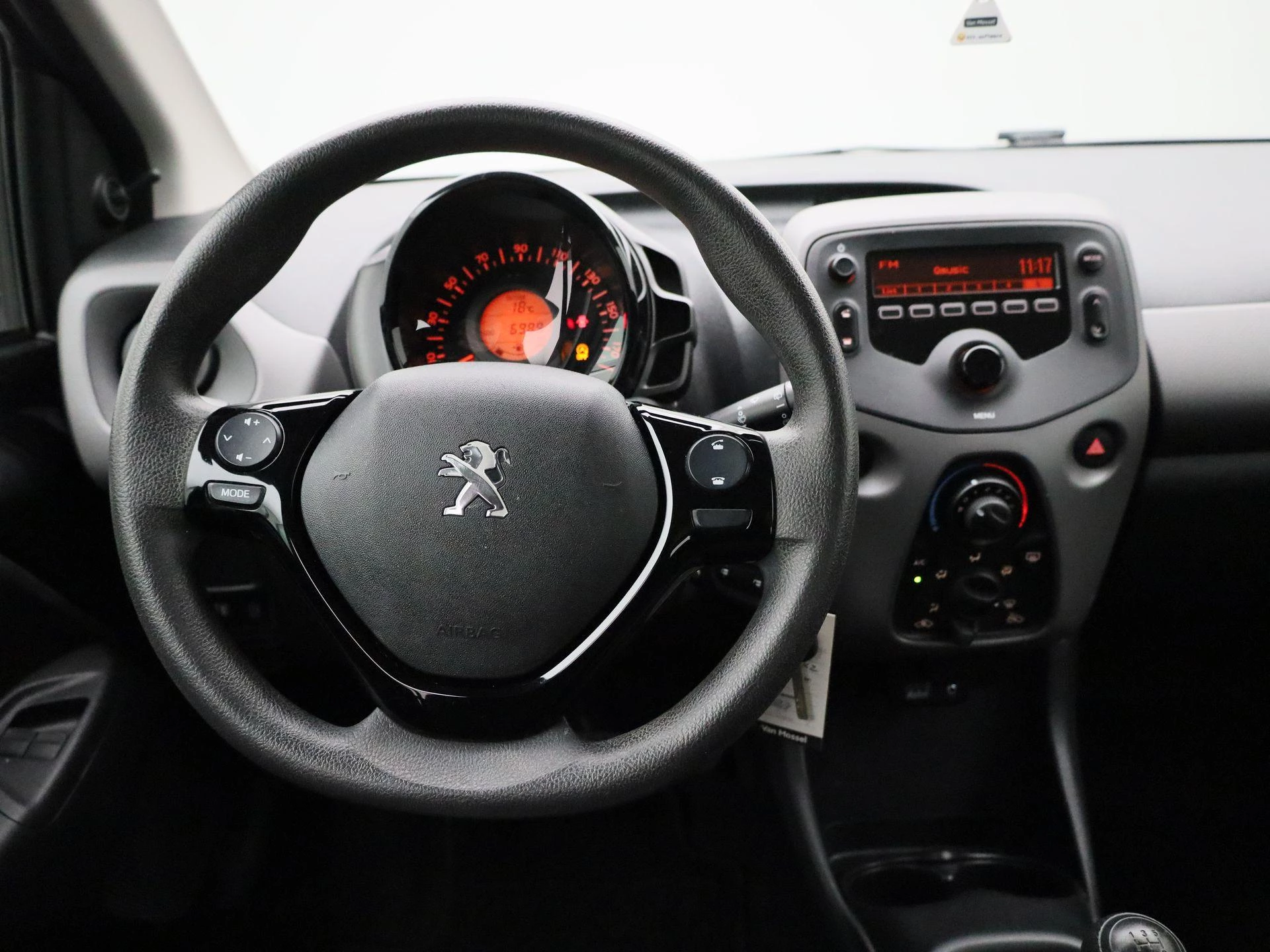 Peugeot-108-image-6