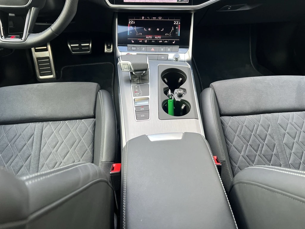 Audi-S6-image-8