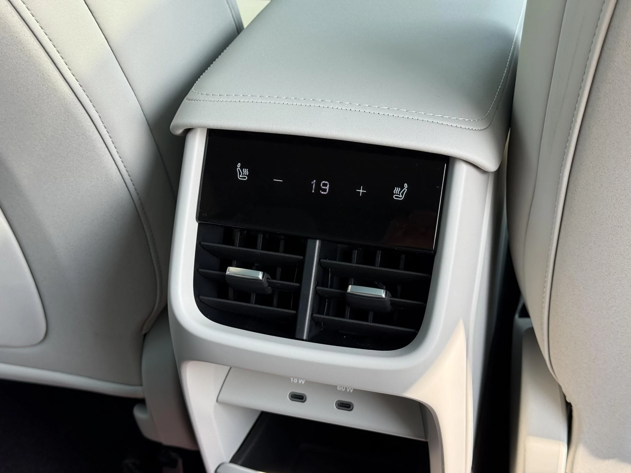 Volvo EX60 P10 AWD Ultra