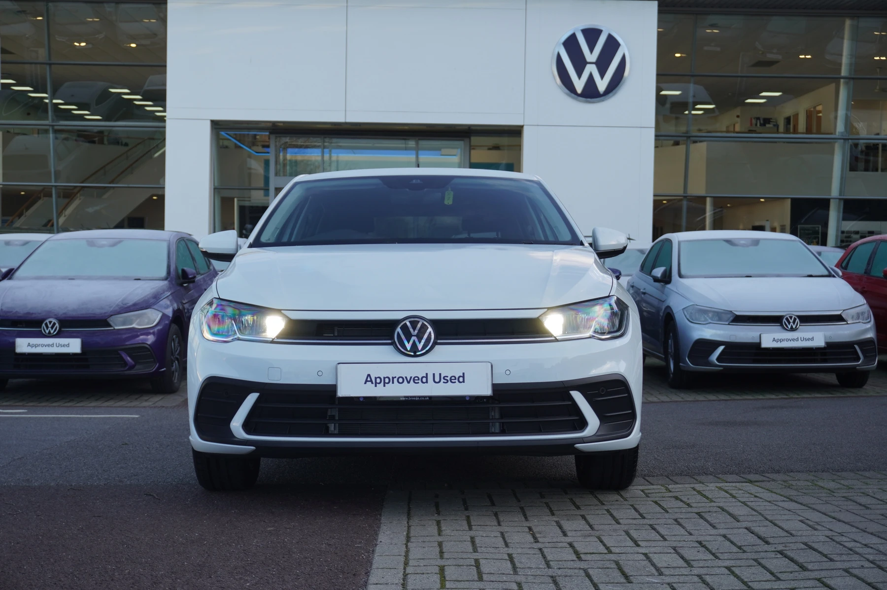 Volkswagen-Polo-image-6