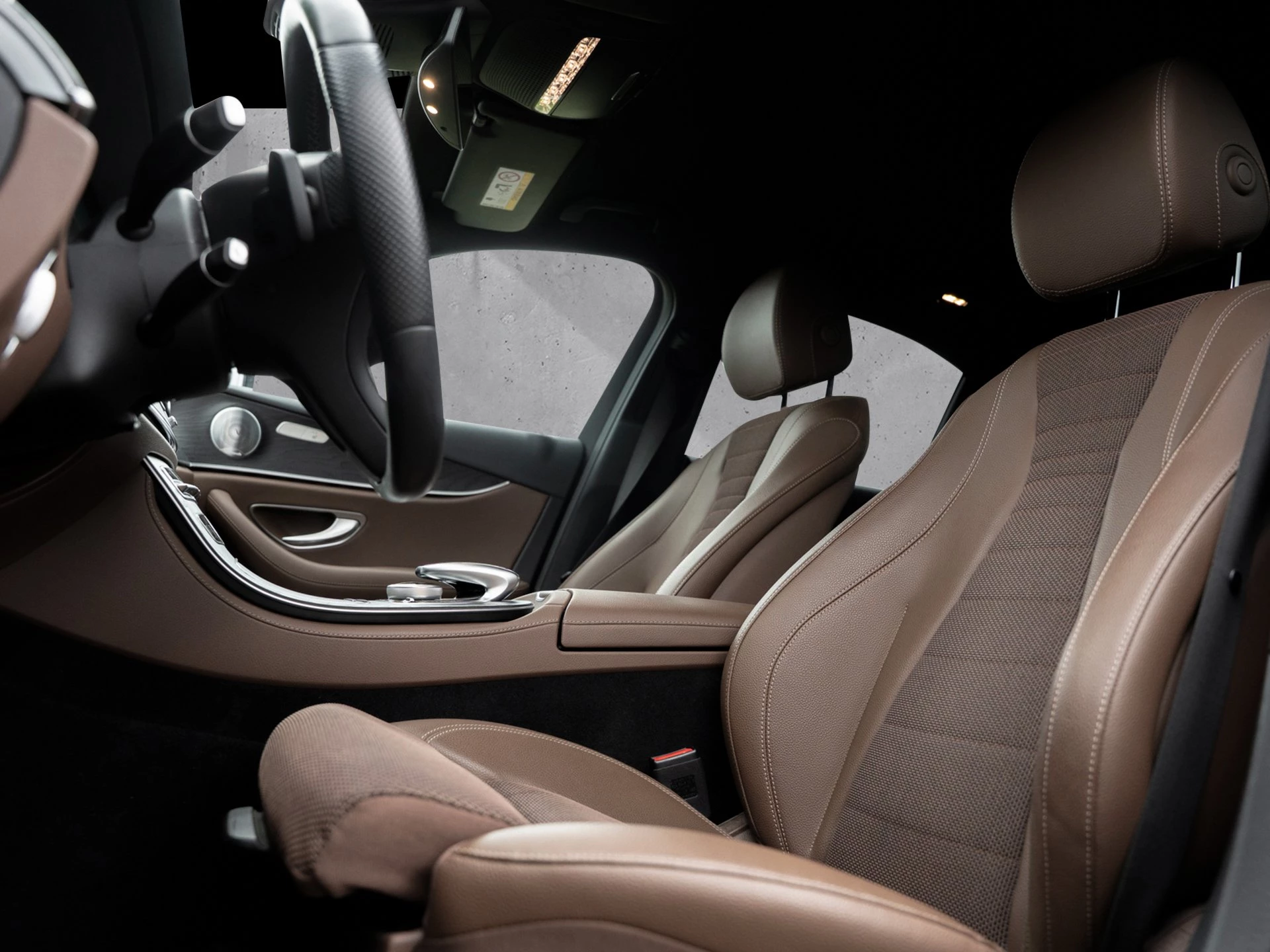 Mercedes-Benz-E-Klasse-image-4