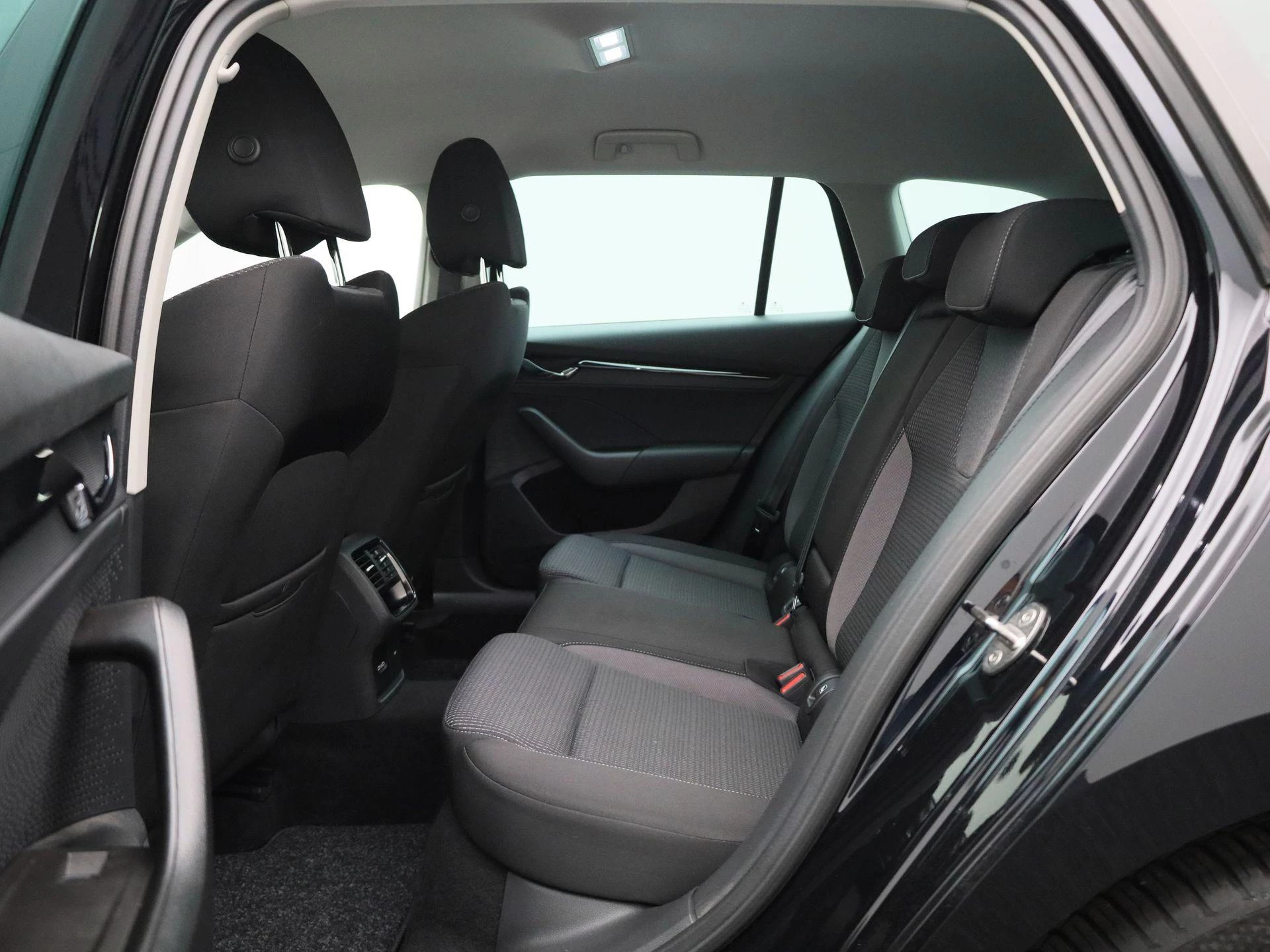 Škoda-Octavia-image-12