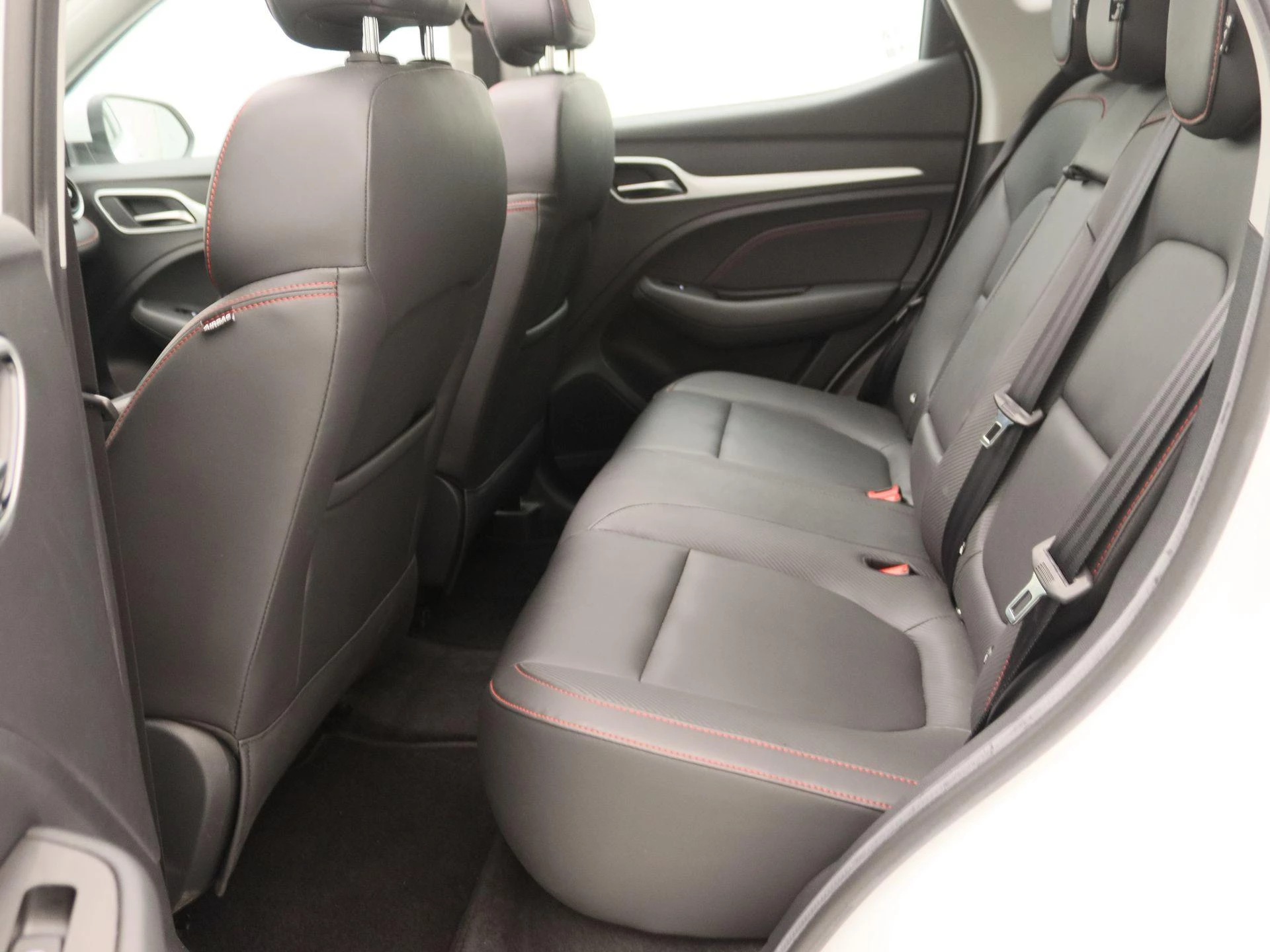 MG-ZS EV-image-12