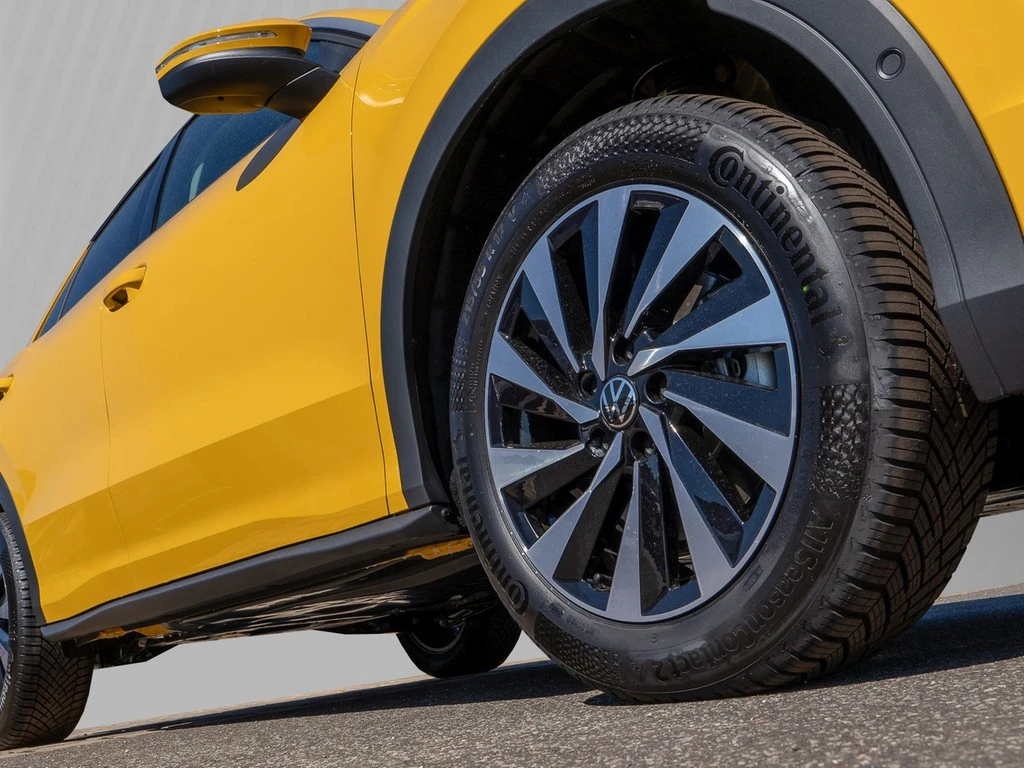 Volkswagen-T-Roc-image-4