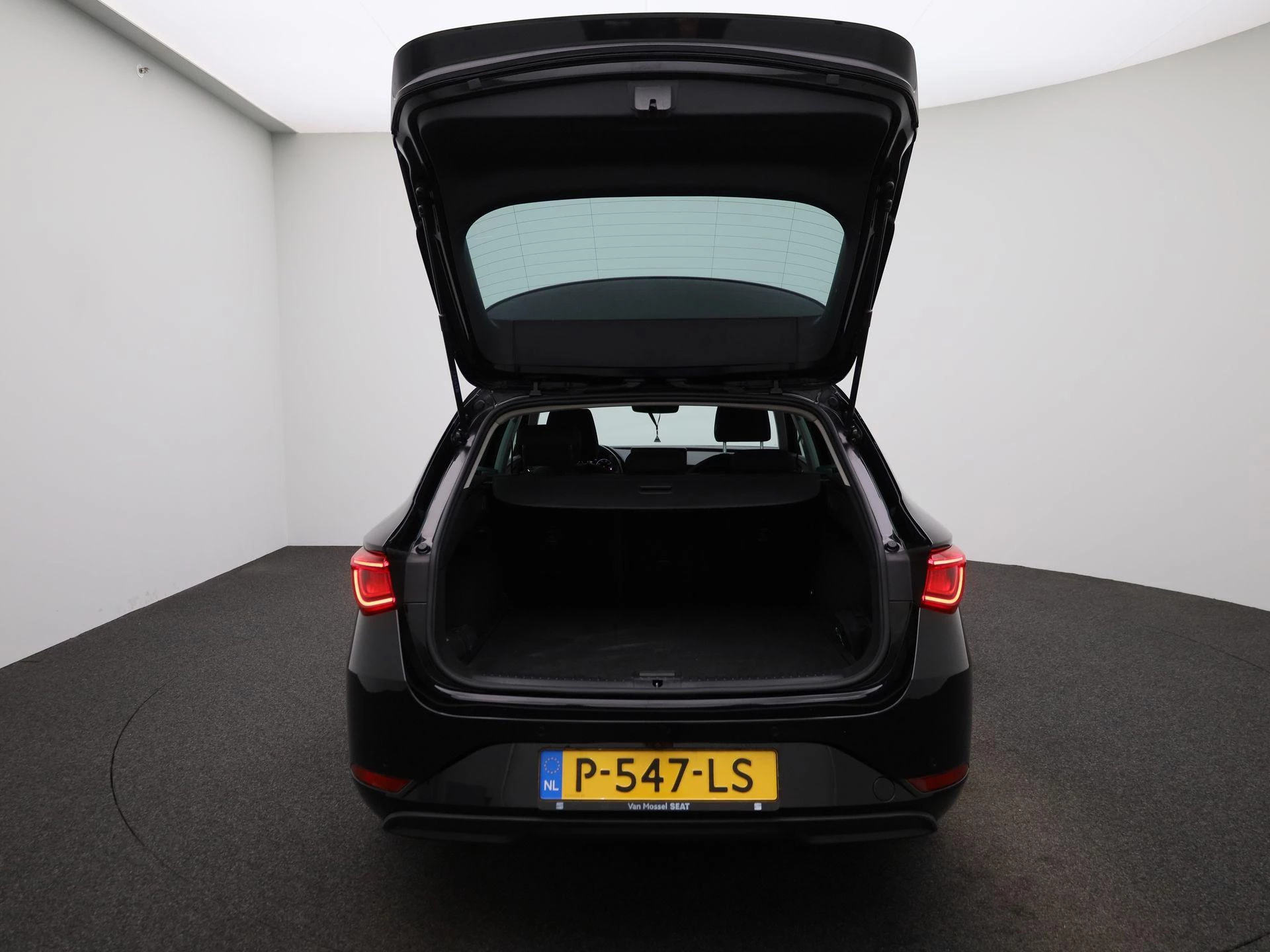 SEAT-Leon-image-10