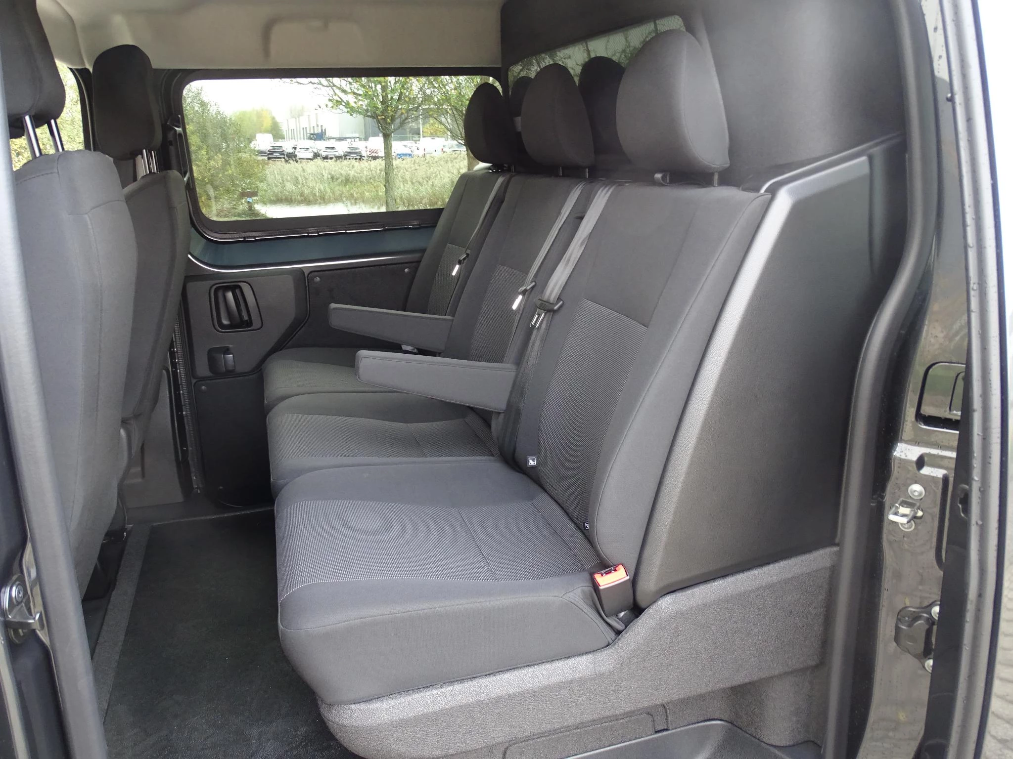 Peugeot-Expert-image-15