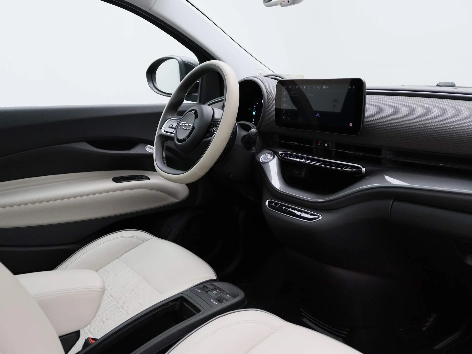 Fiat-500e-image-11