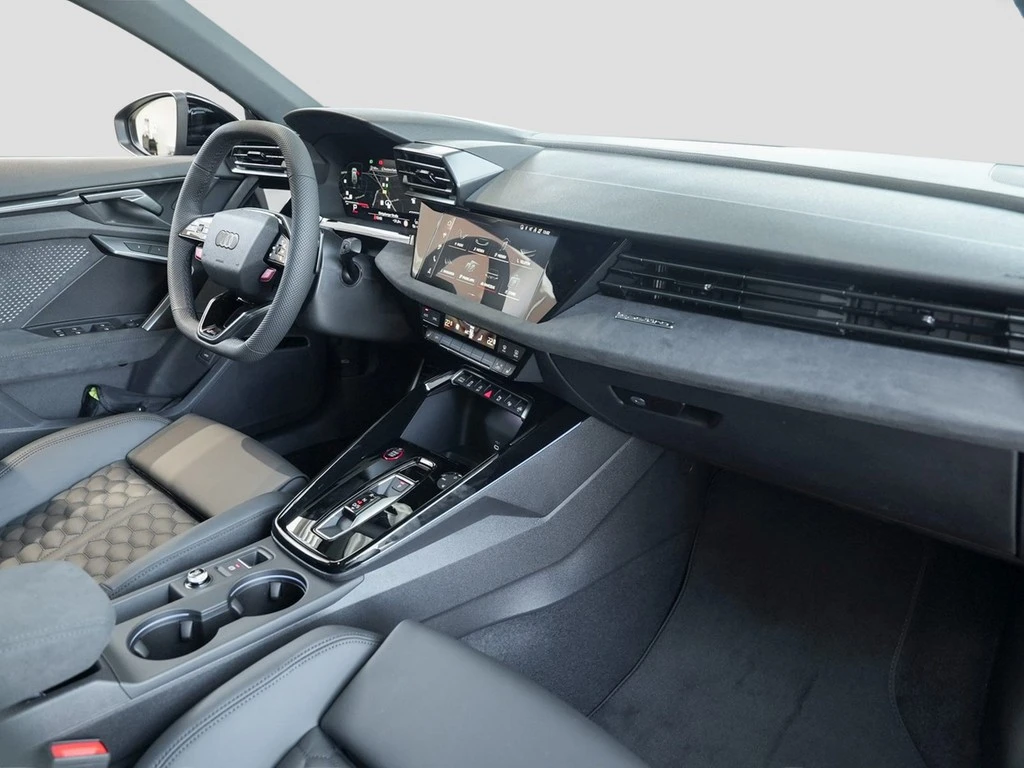 Audi-RS3-image-6
