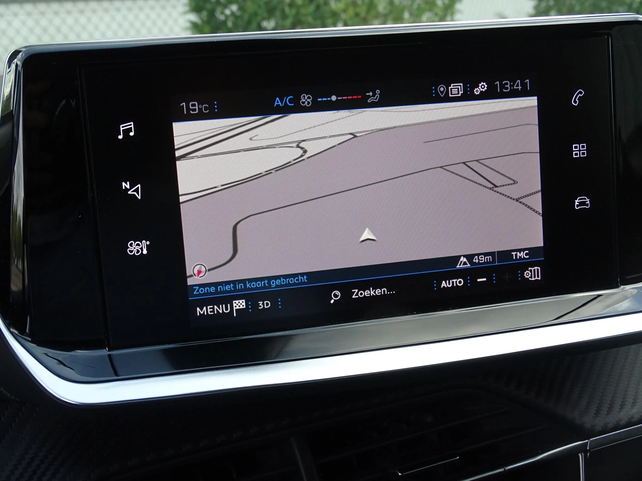 Peugeot-208-image-10