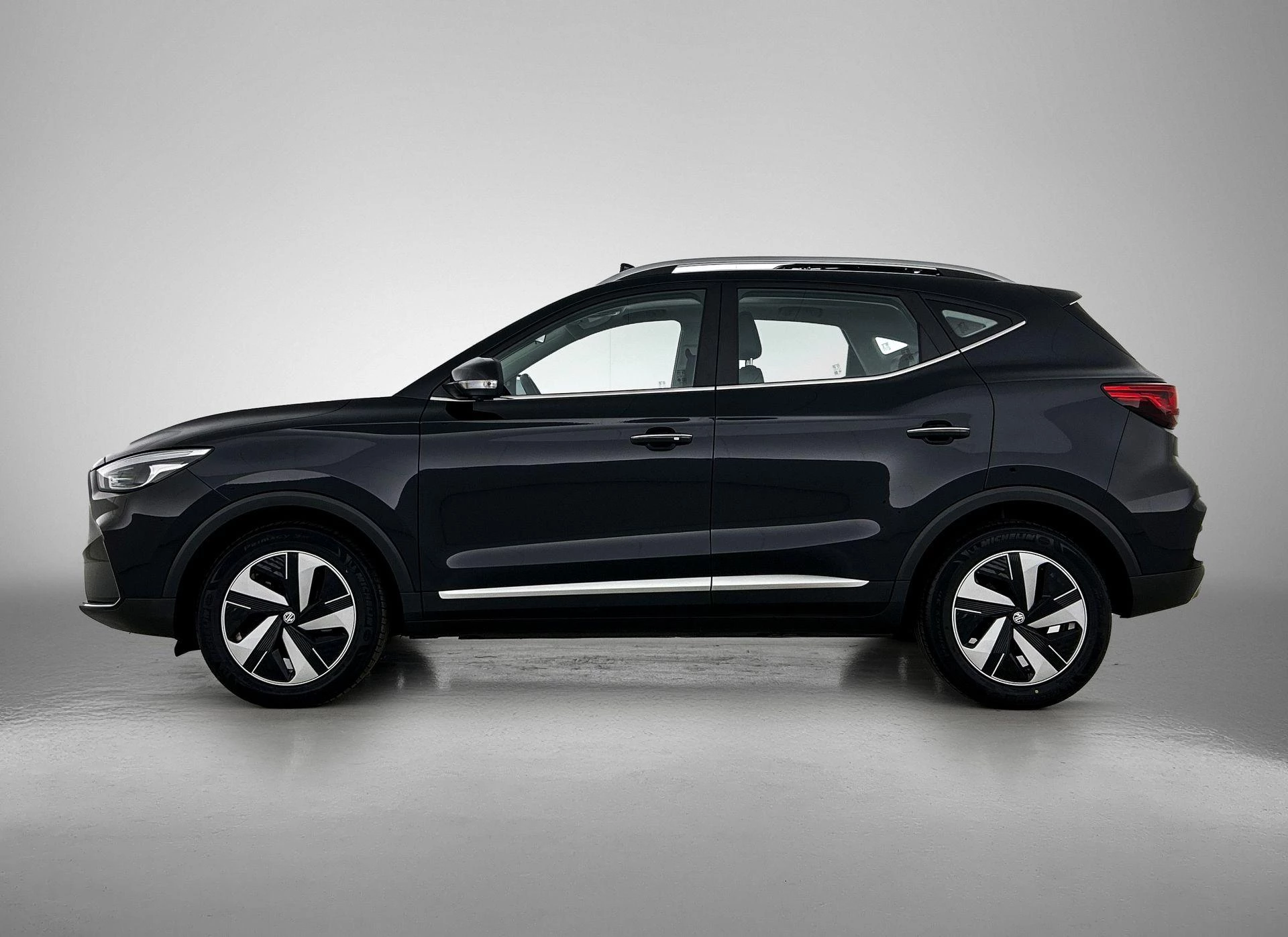 MG ZS EV Long Range Luxury 70 kWh