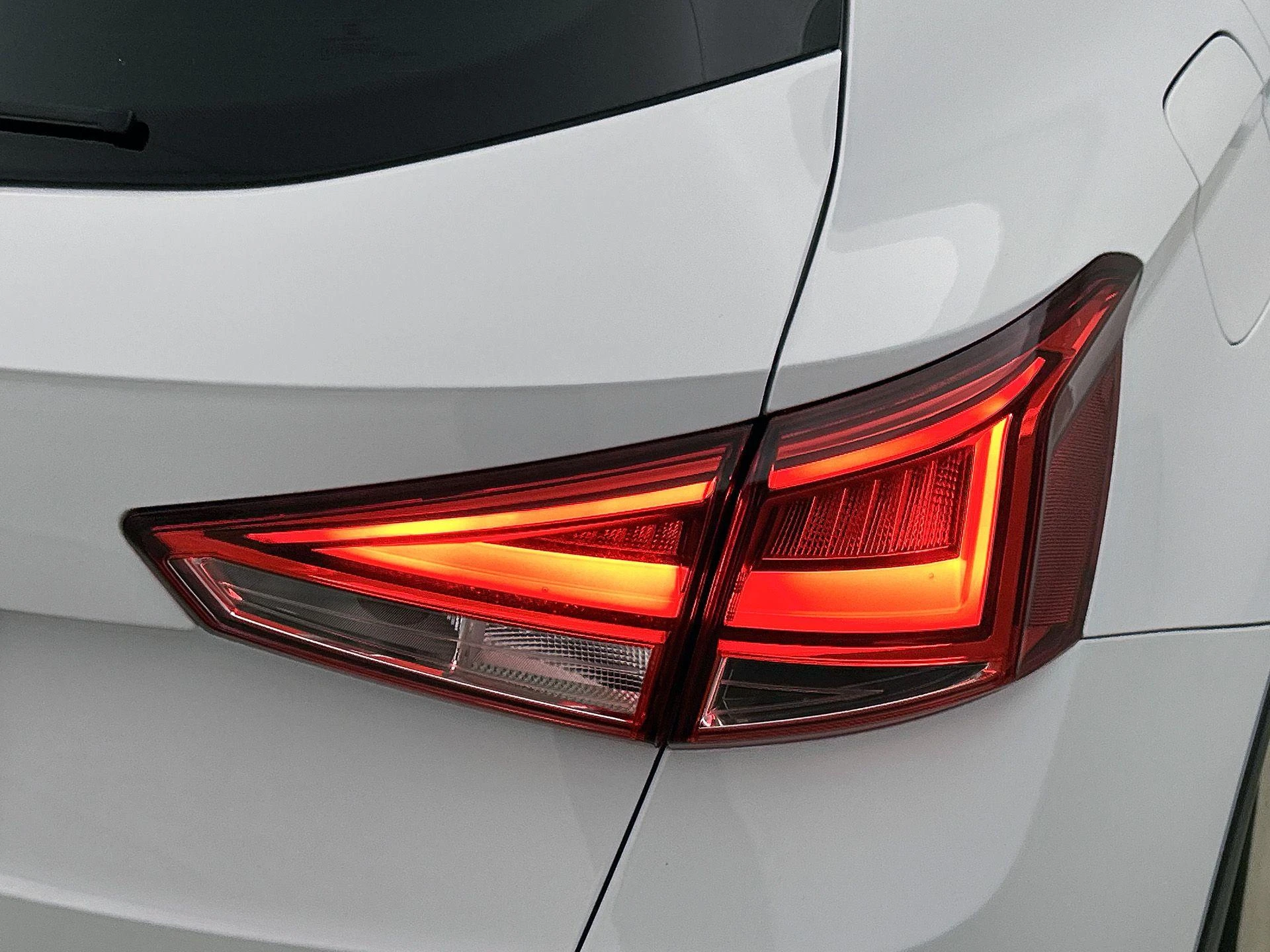 SEAT-Arona-image-13