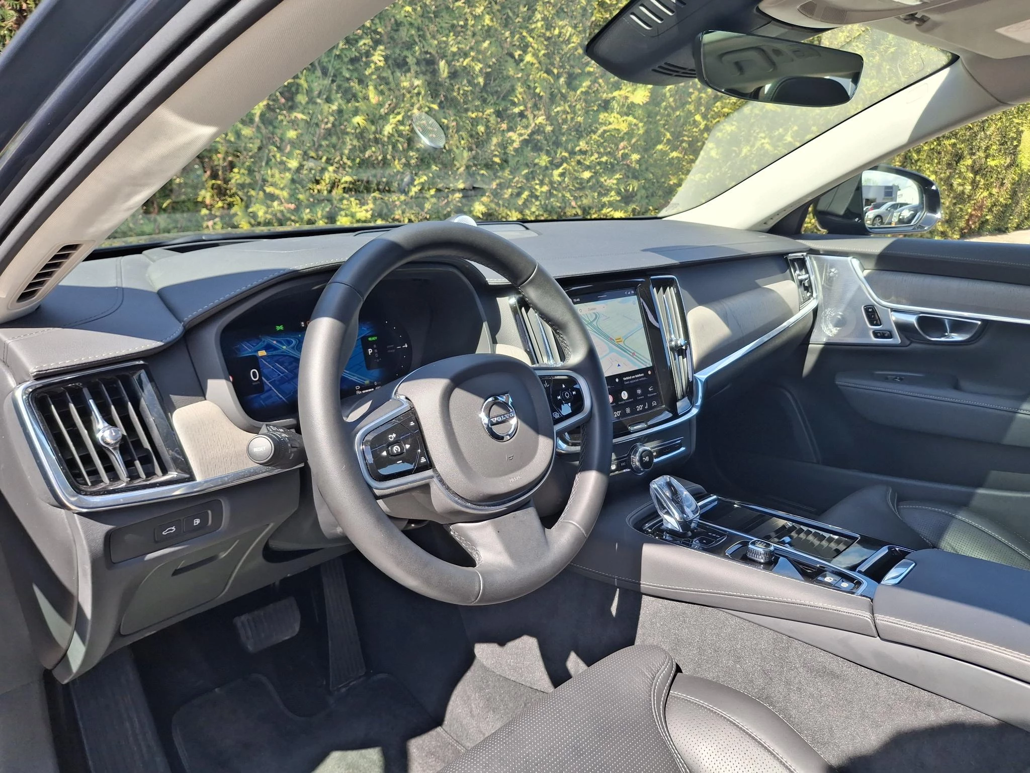 Volvo-V90-image-24