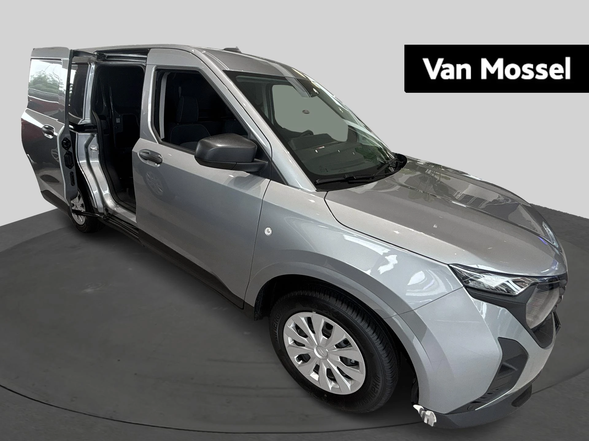 Ford-Transit Courier-image-19