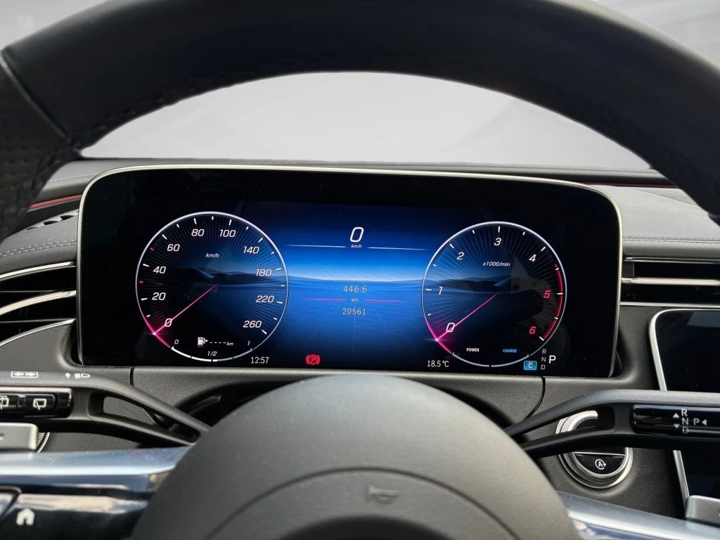 Mercedes-Benz-E-Klasse 220-image-6