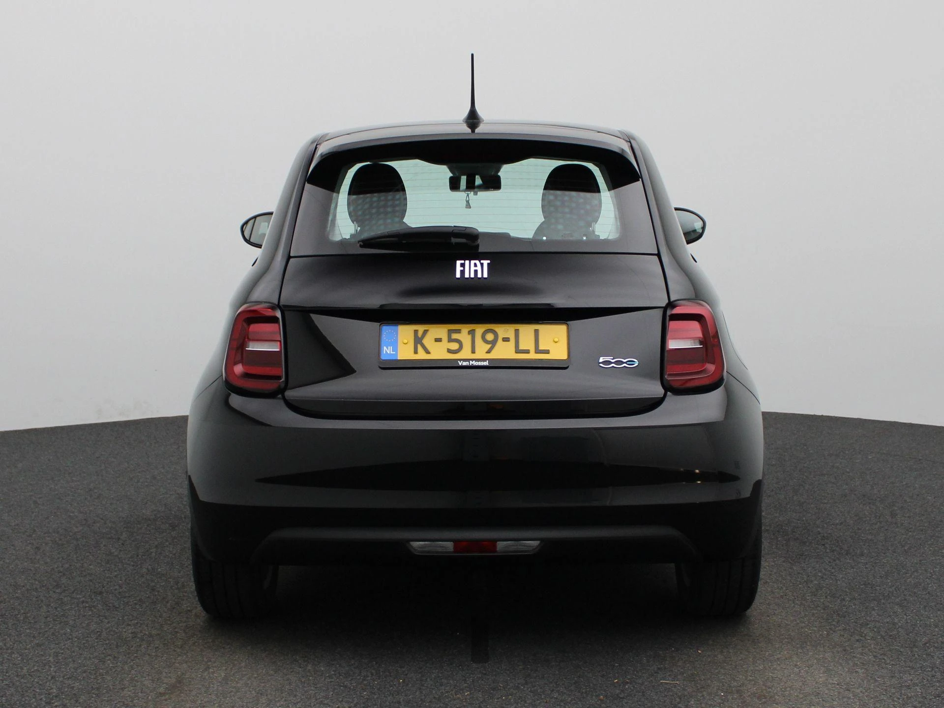 Fiat-500e-image-4
