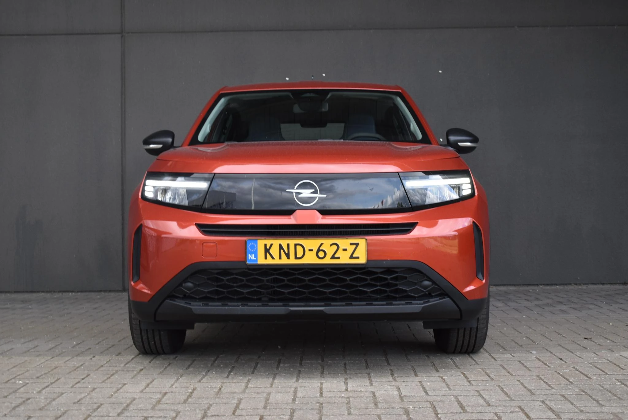 Opel-Frontera-image-1