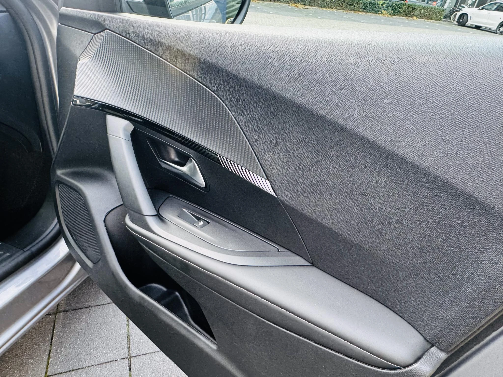 Peugeot-2008-image-34