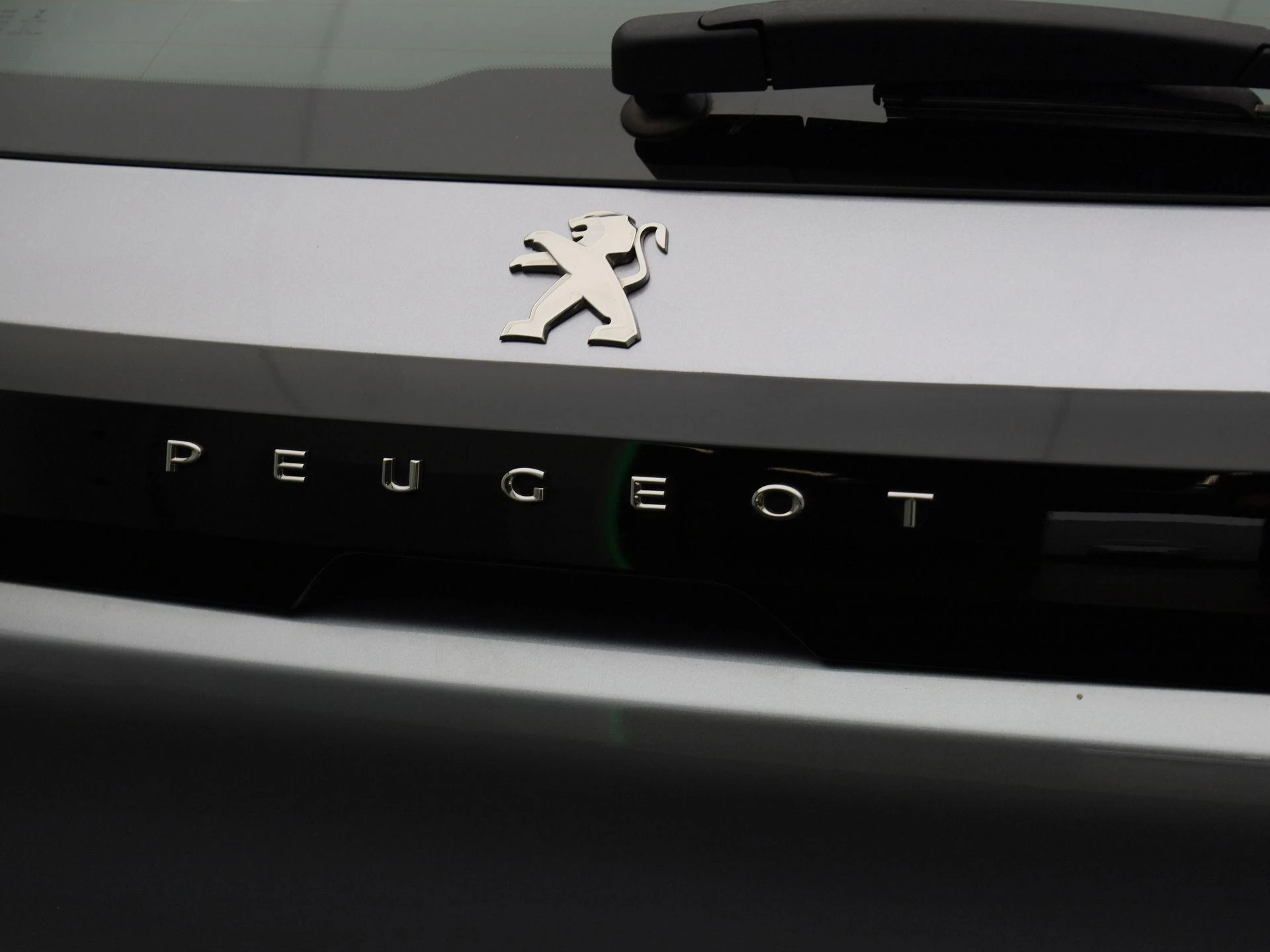 Peugeot-208-image-32