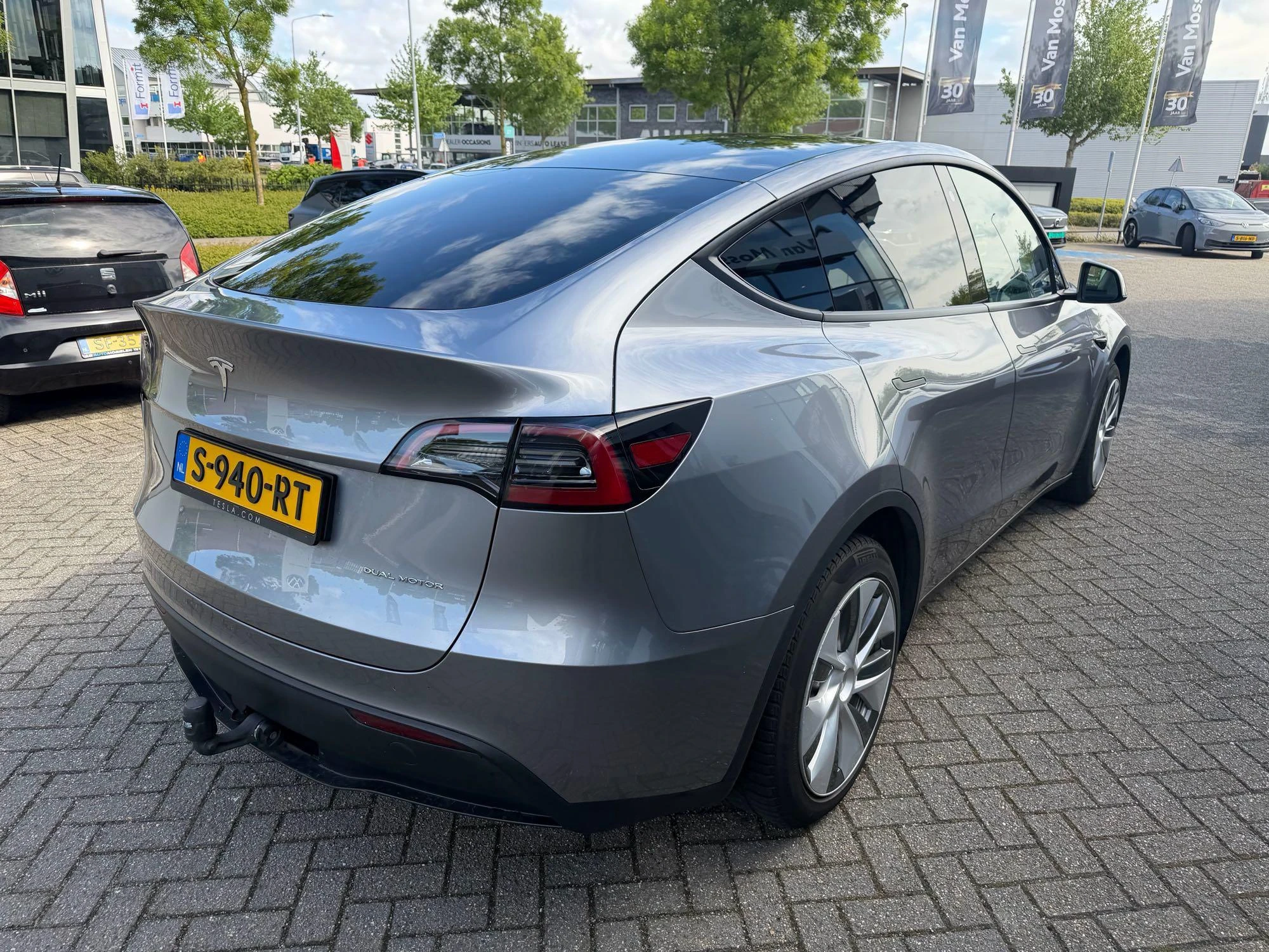 Tesla-Model Y-image-6