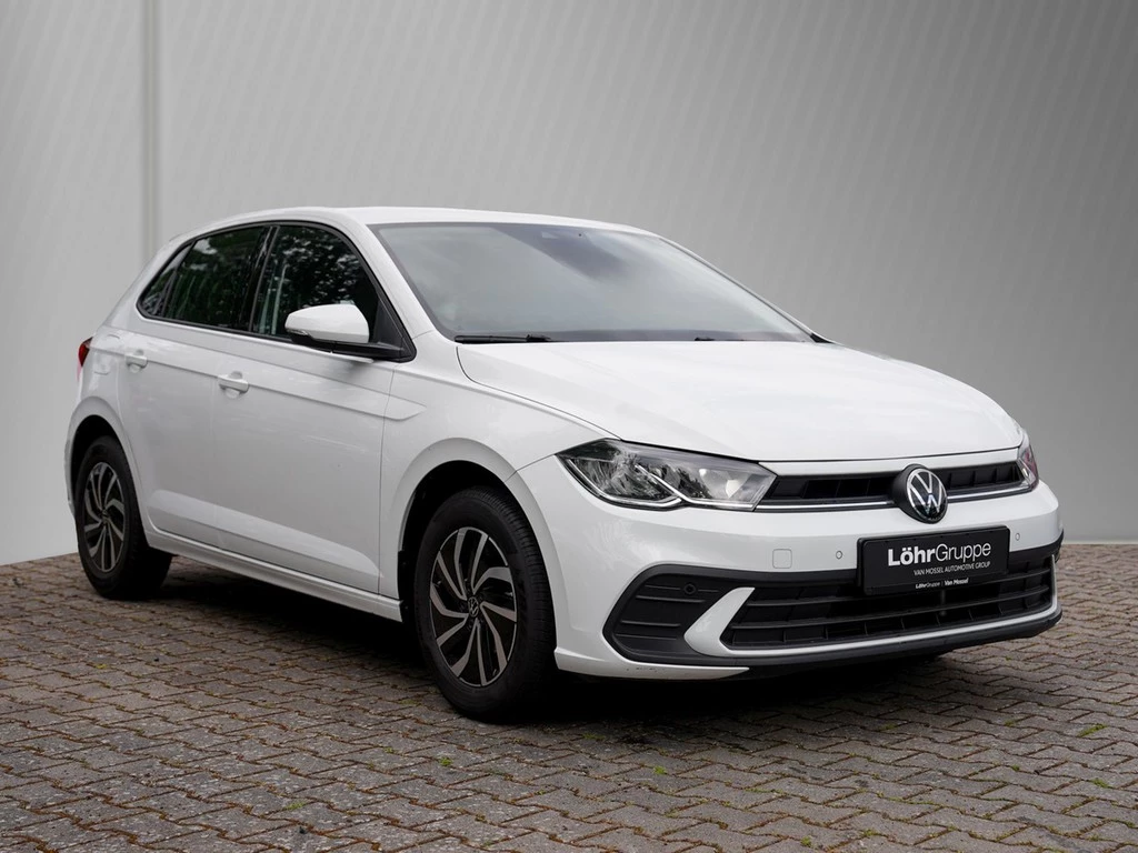 Volkswagen-Polo-image-2