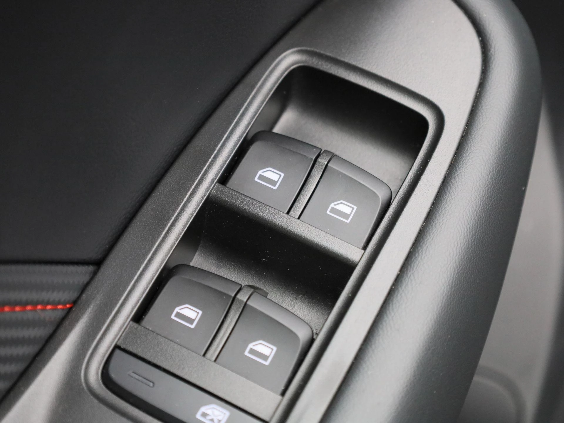 MG-ZS EV-image-31