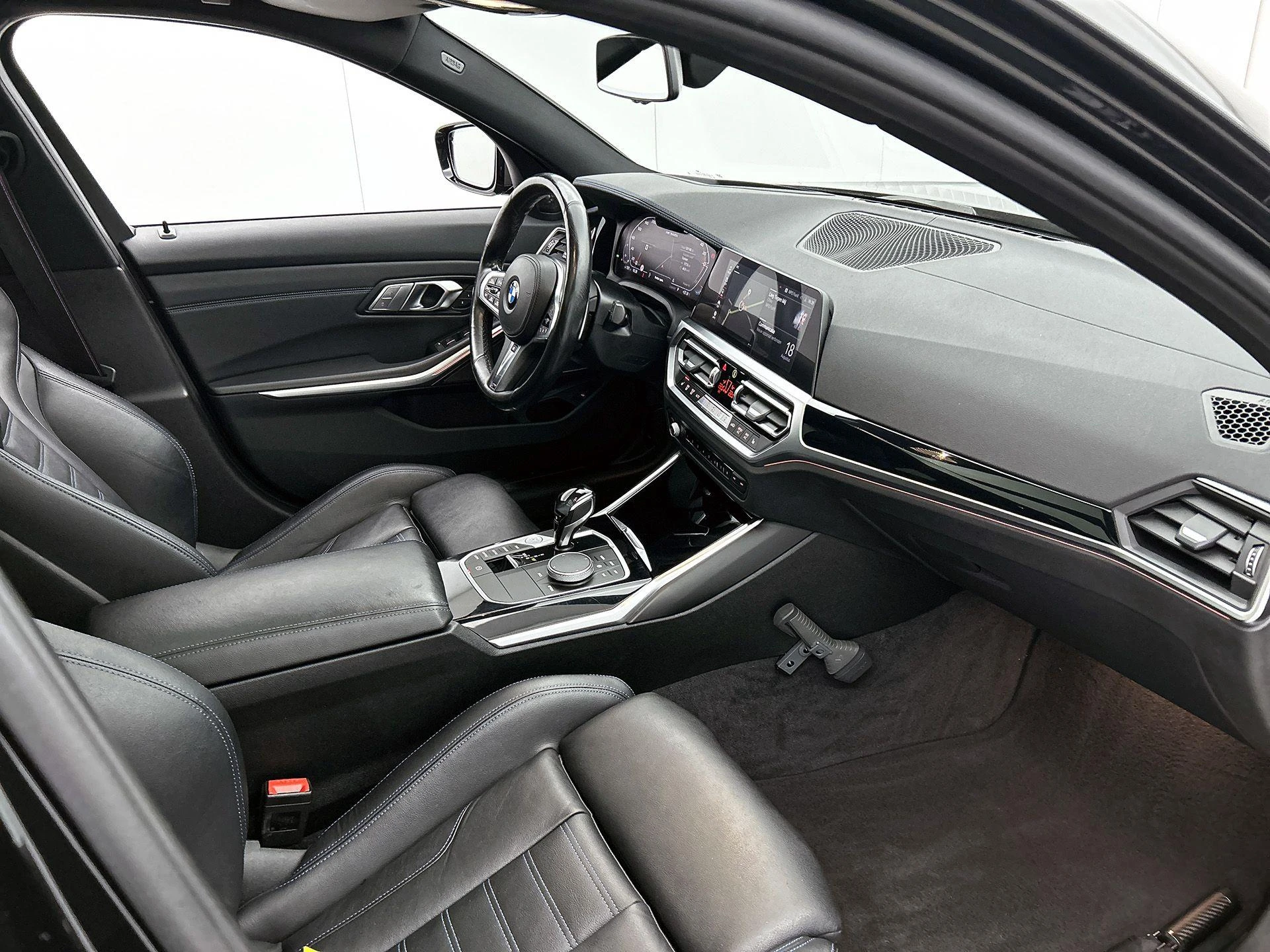 BMW-3 Serie-image-29