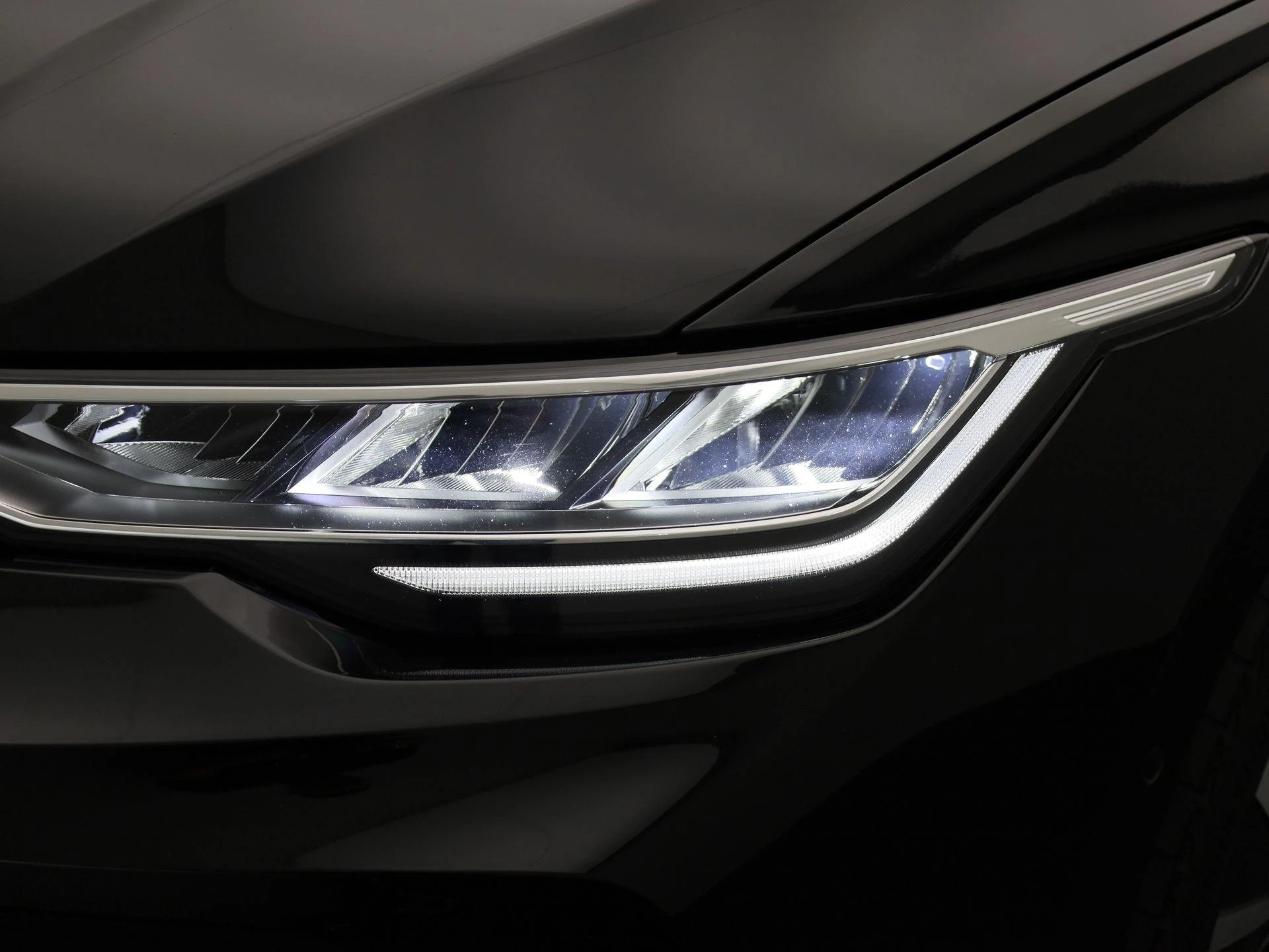 Volkswagen-Golf-image-14