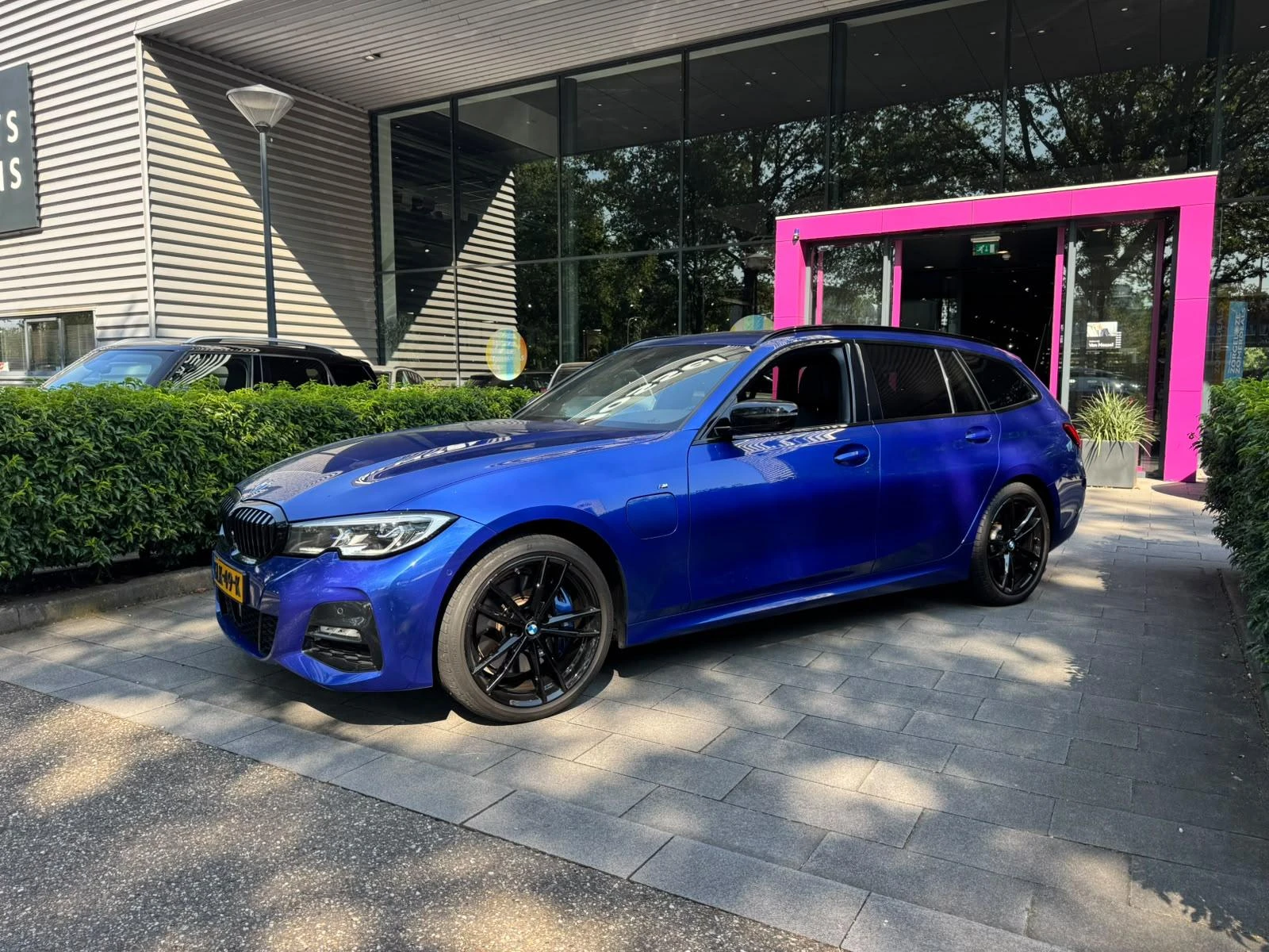 BMW 3 Serie Touring 330e High Executive