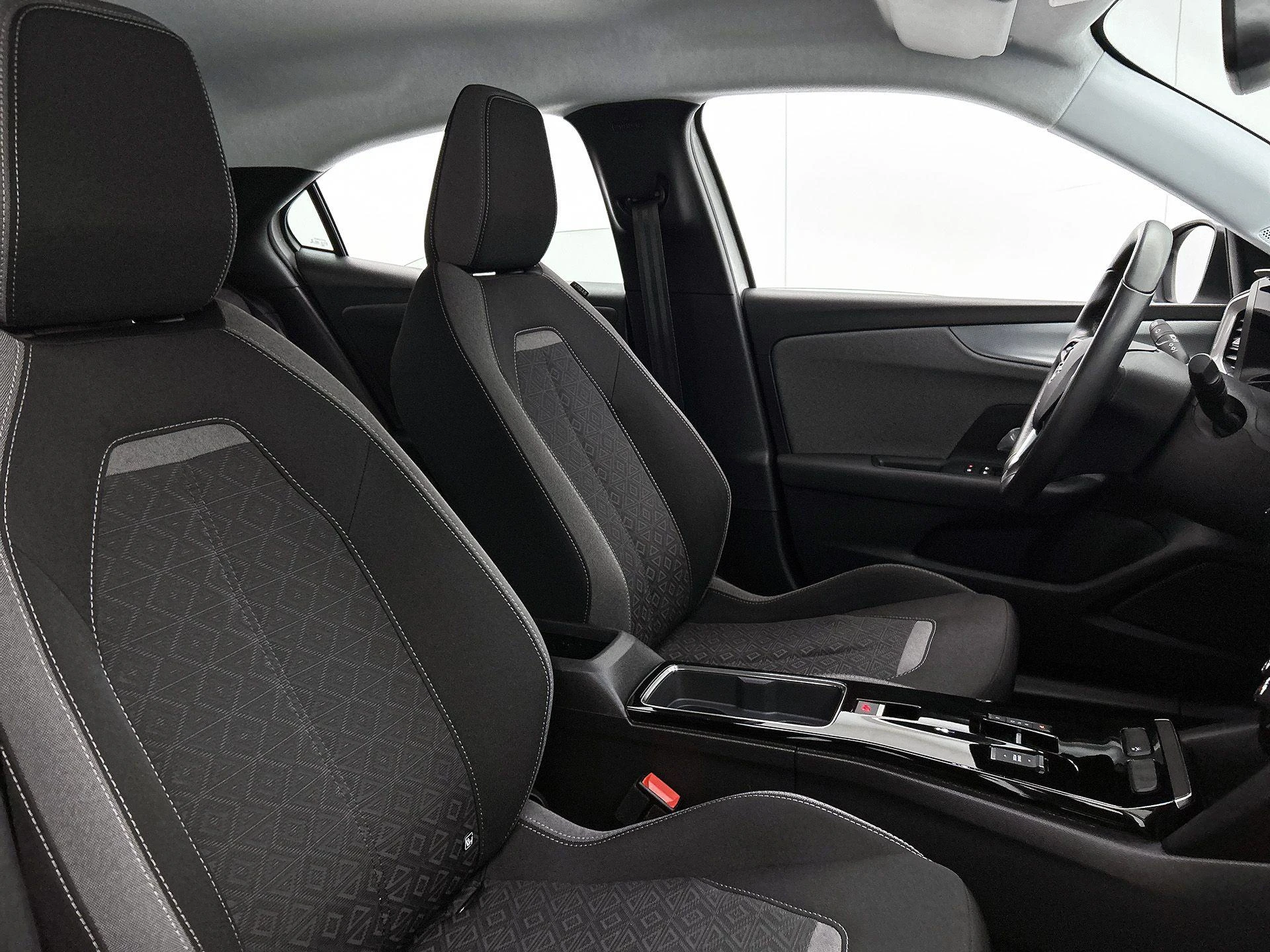 Opel-Mokka-e-image-33