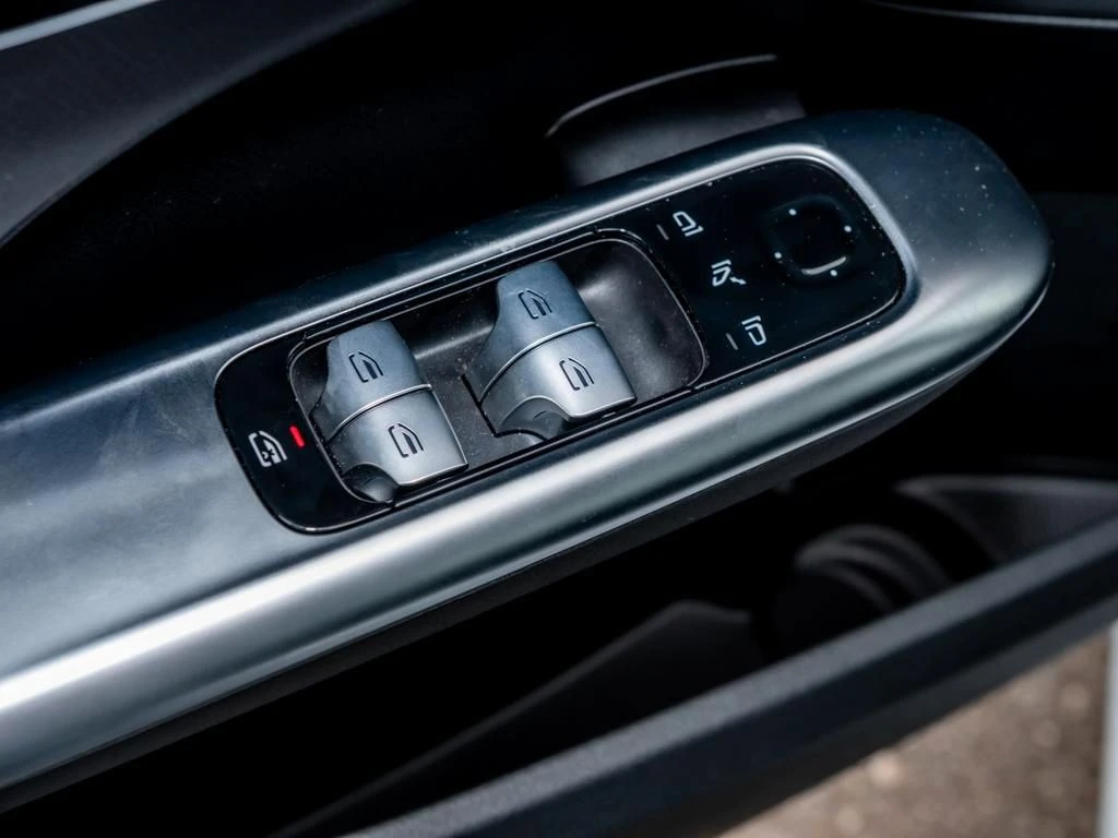 Mercedes-Benz-C-Klasse 200 d-image-14