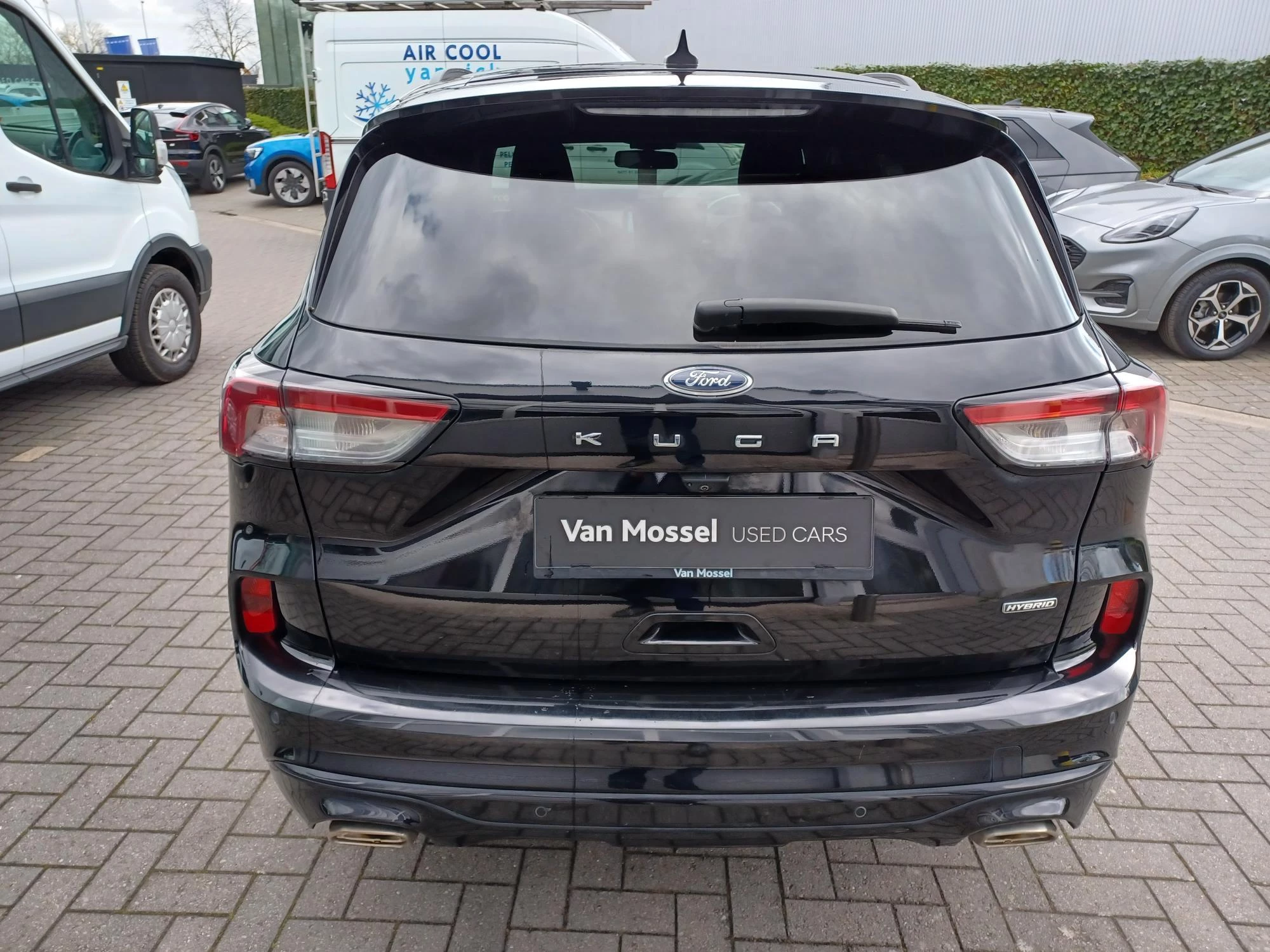 Ford Kuga 2.5i FHEV Aut. 140kW ST-Line