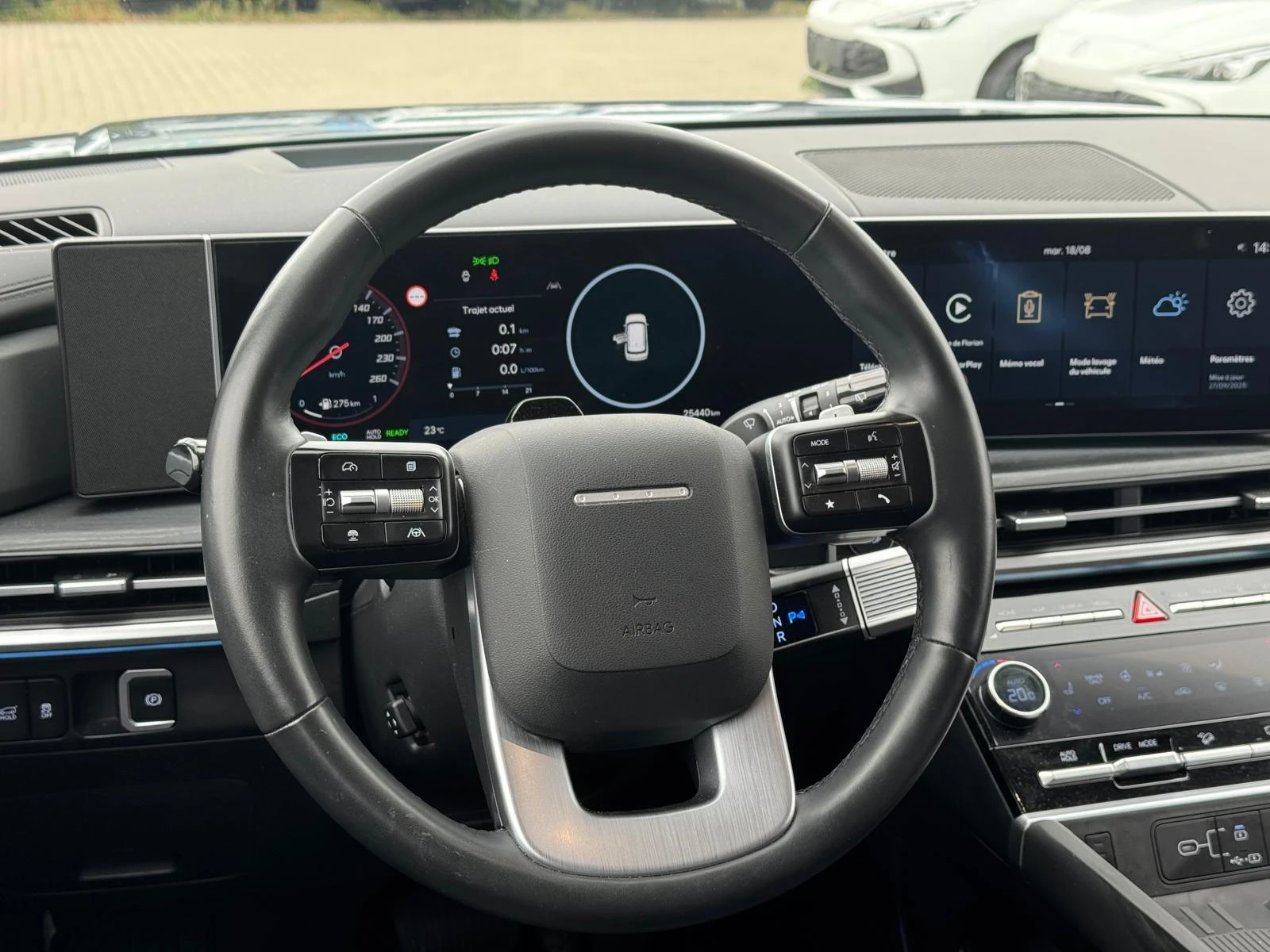 Hyundai-Santa Fe-image-12