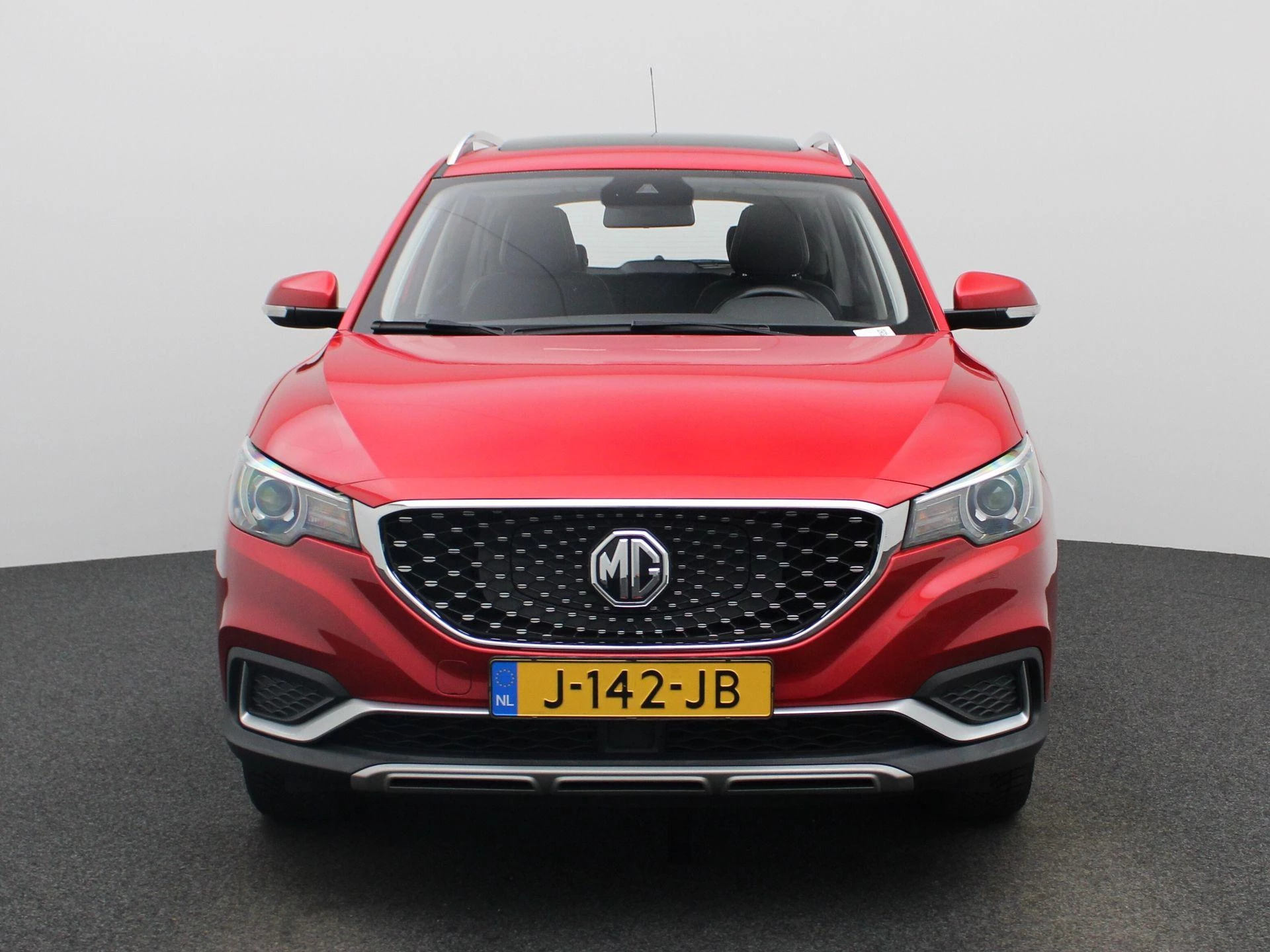 MG-ZS EV-image-2