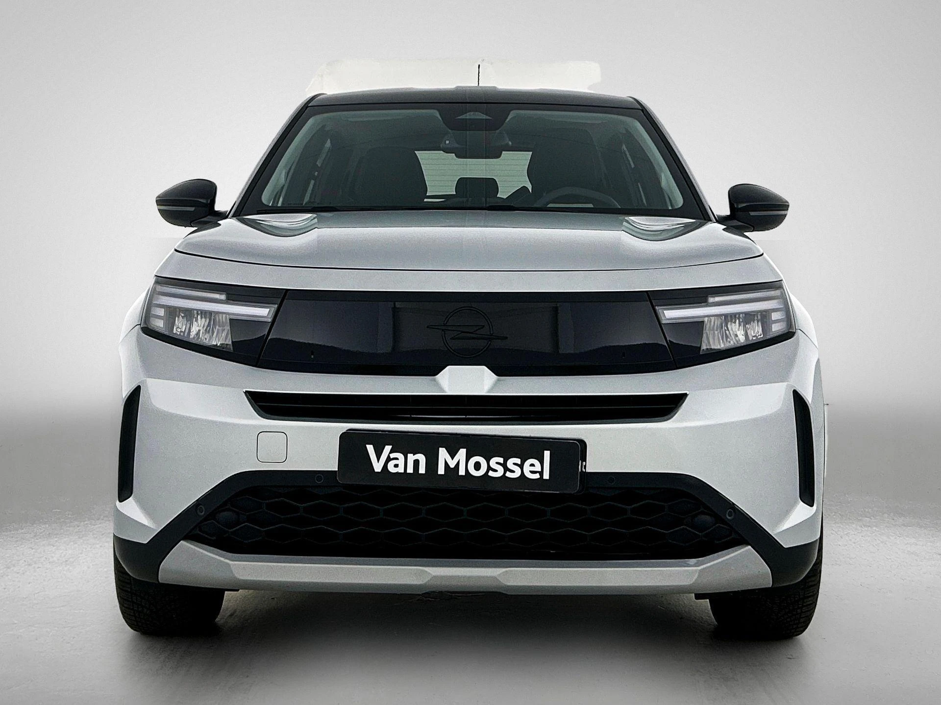 Opel-Frontera-image-3