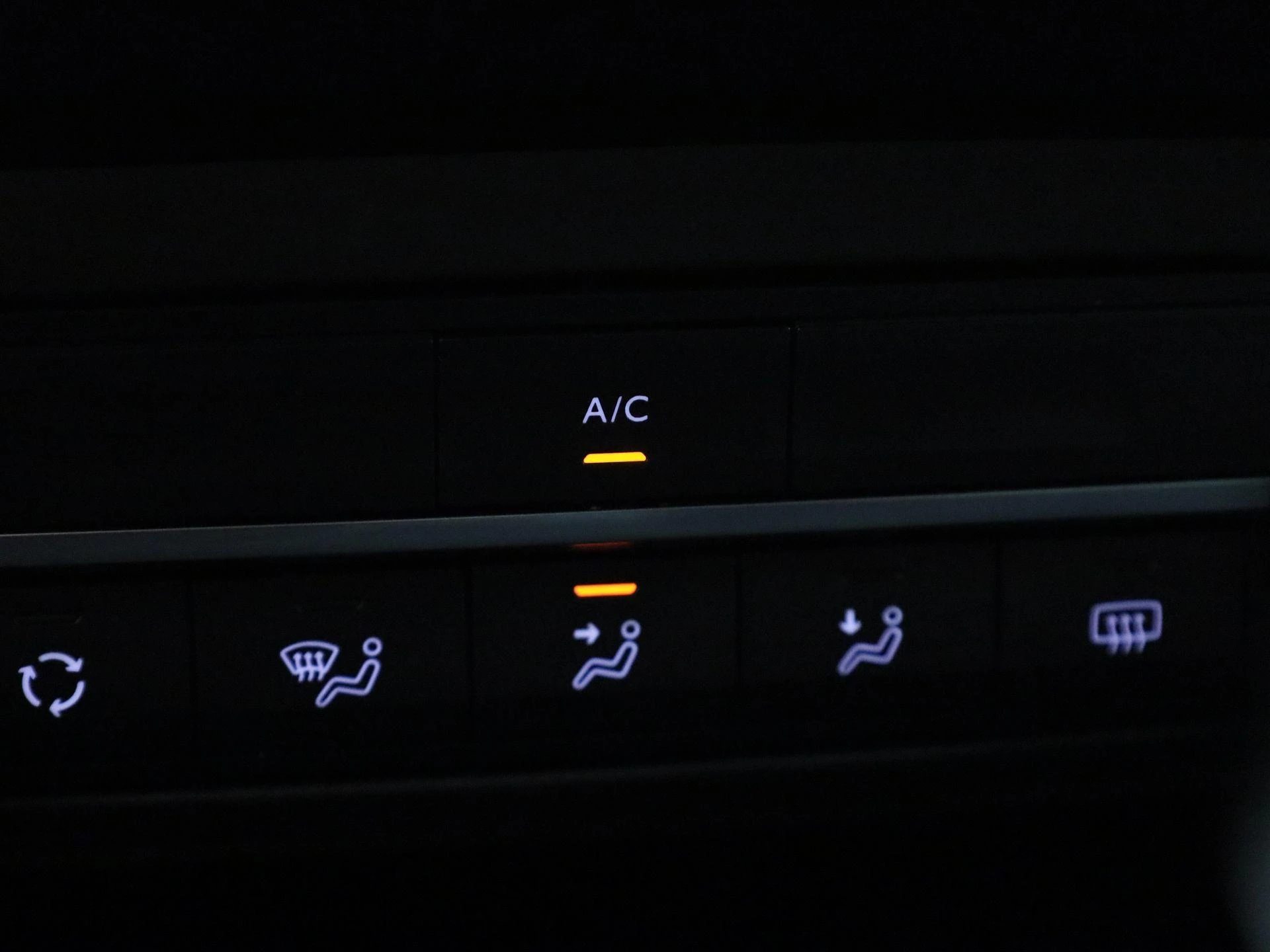 Opel-Combo Life-image-20
