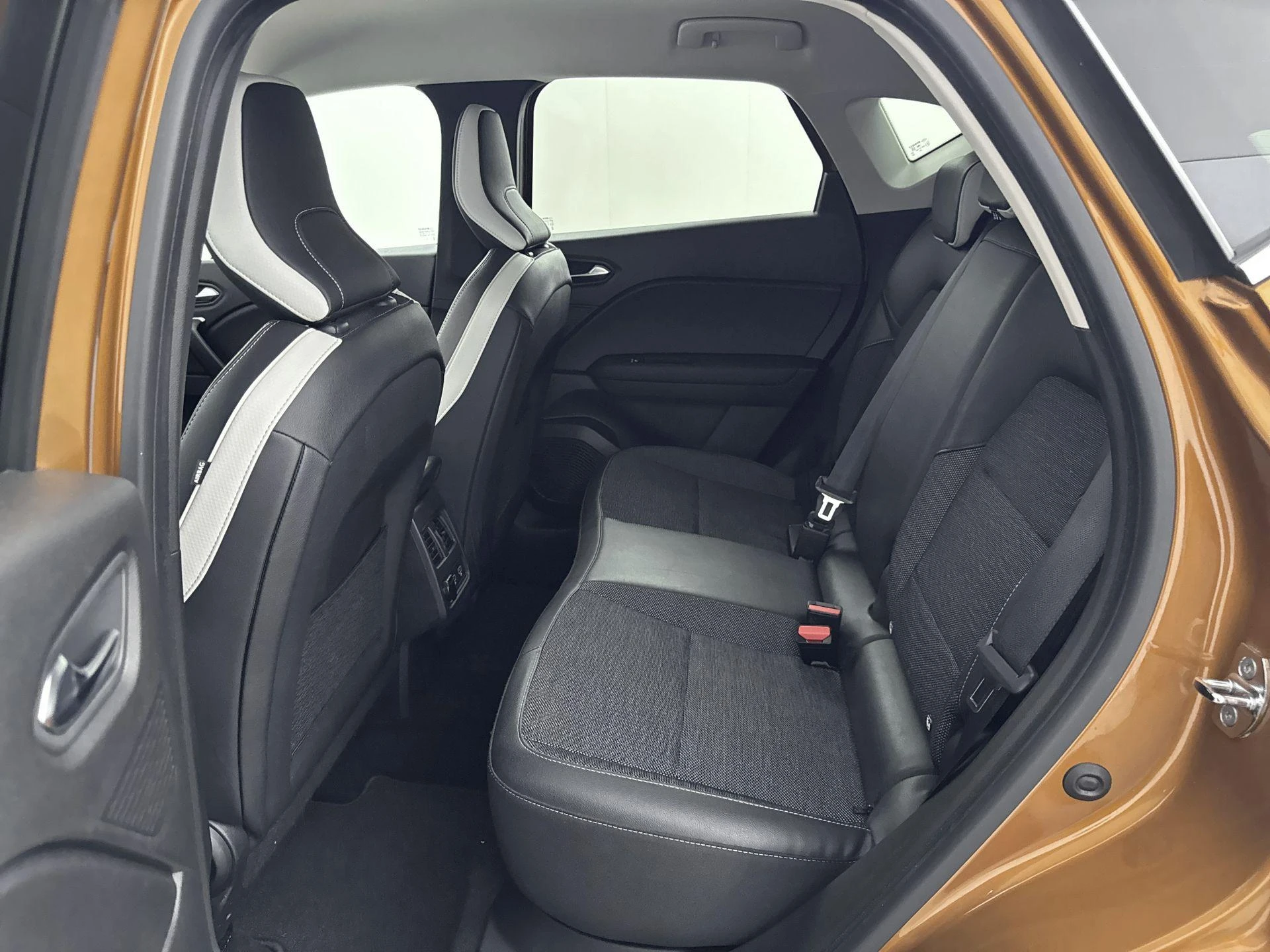 Renault-Captur-image-25