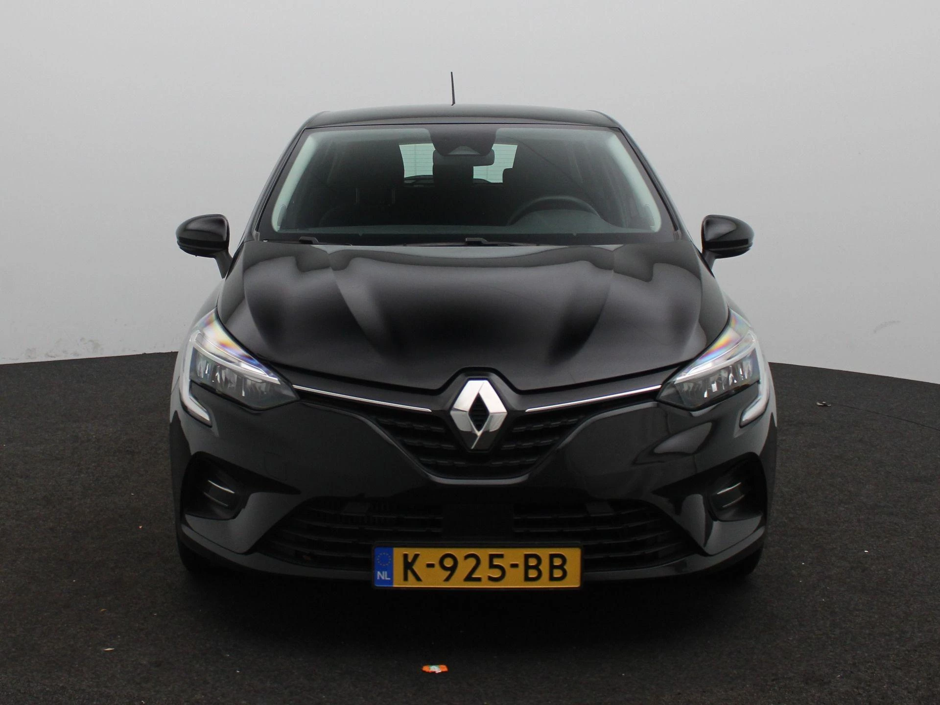 Renault-Clio-image-2