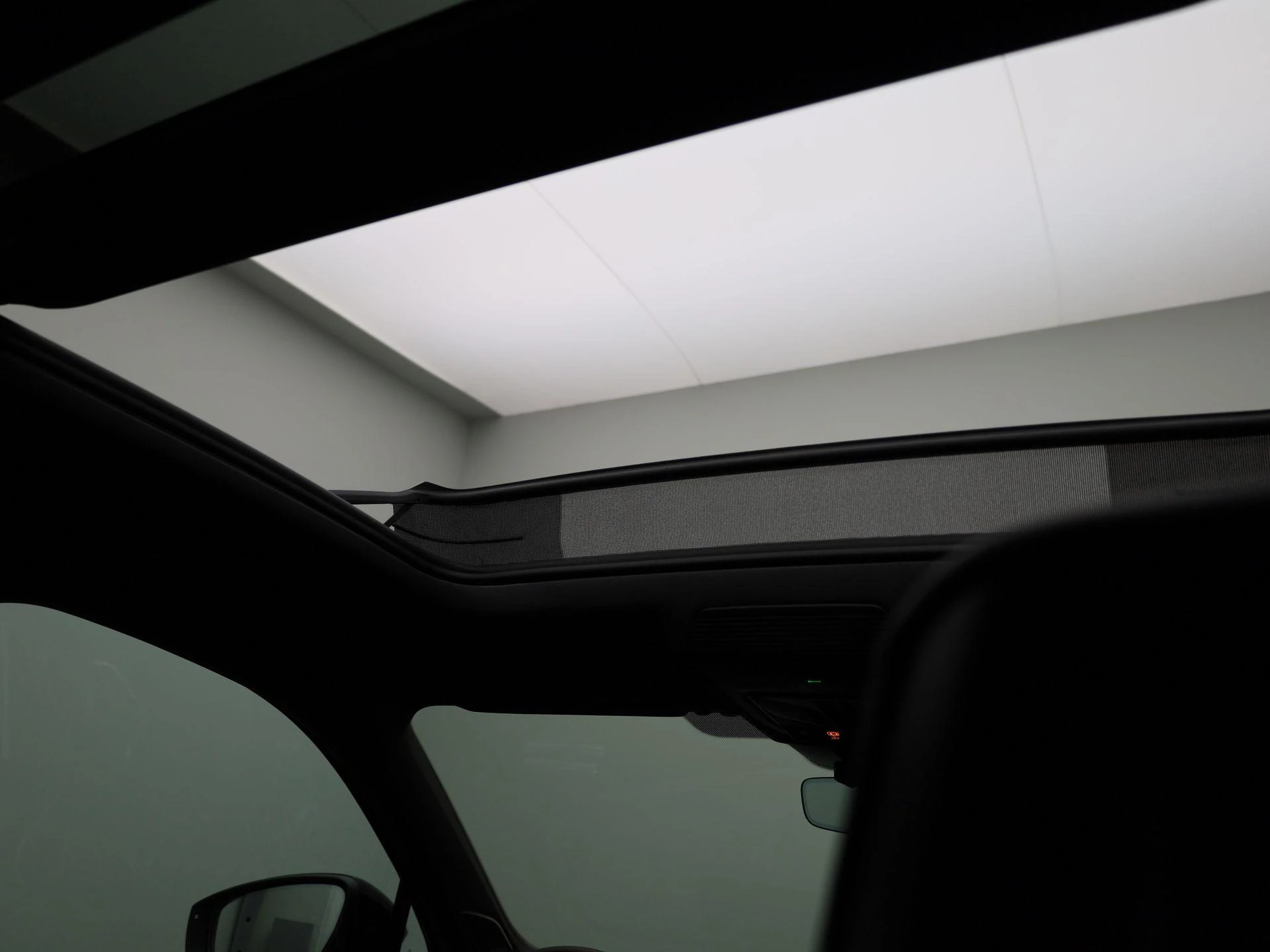 Volkswagen-Tiguan-image-44