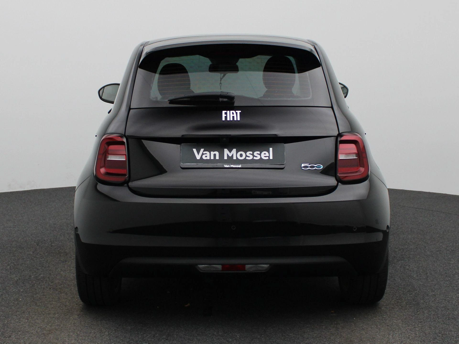 Fiat-500e-image-4